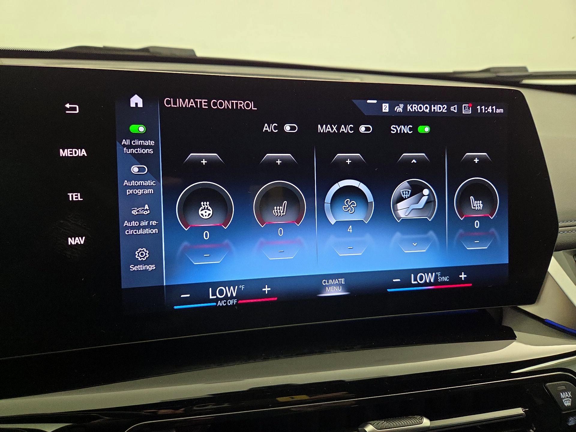 Thumbnail: 2023 BMW X1 - 17