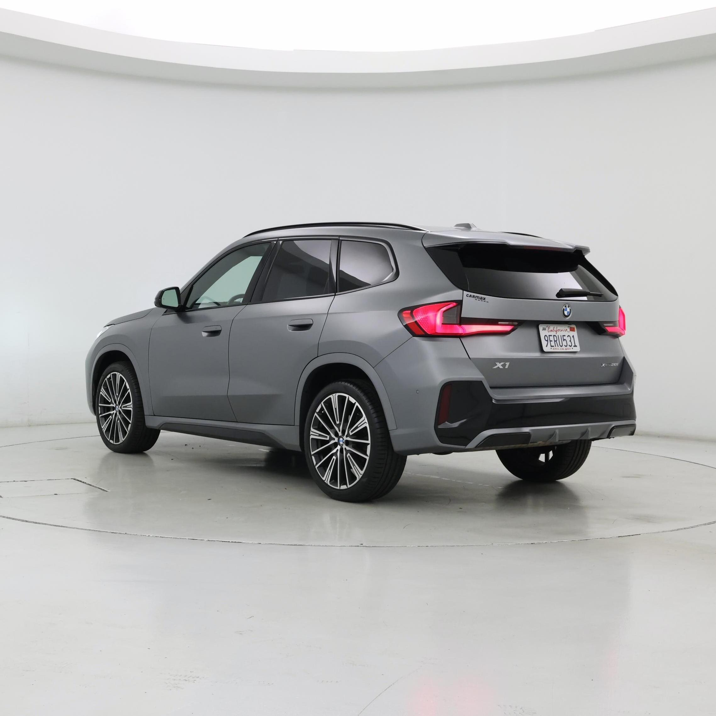 Thumbnail: 2023 BMW X1 - 2