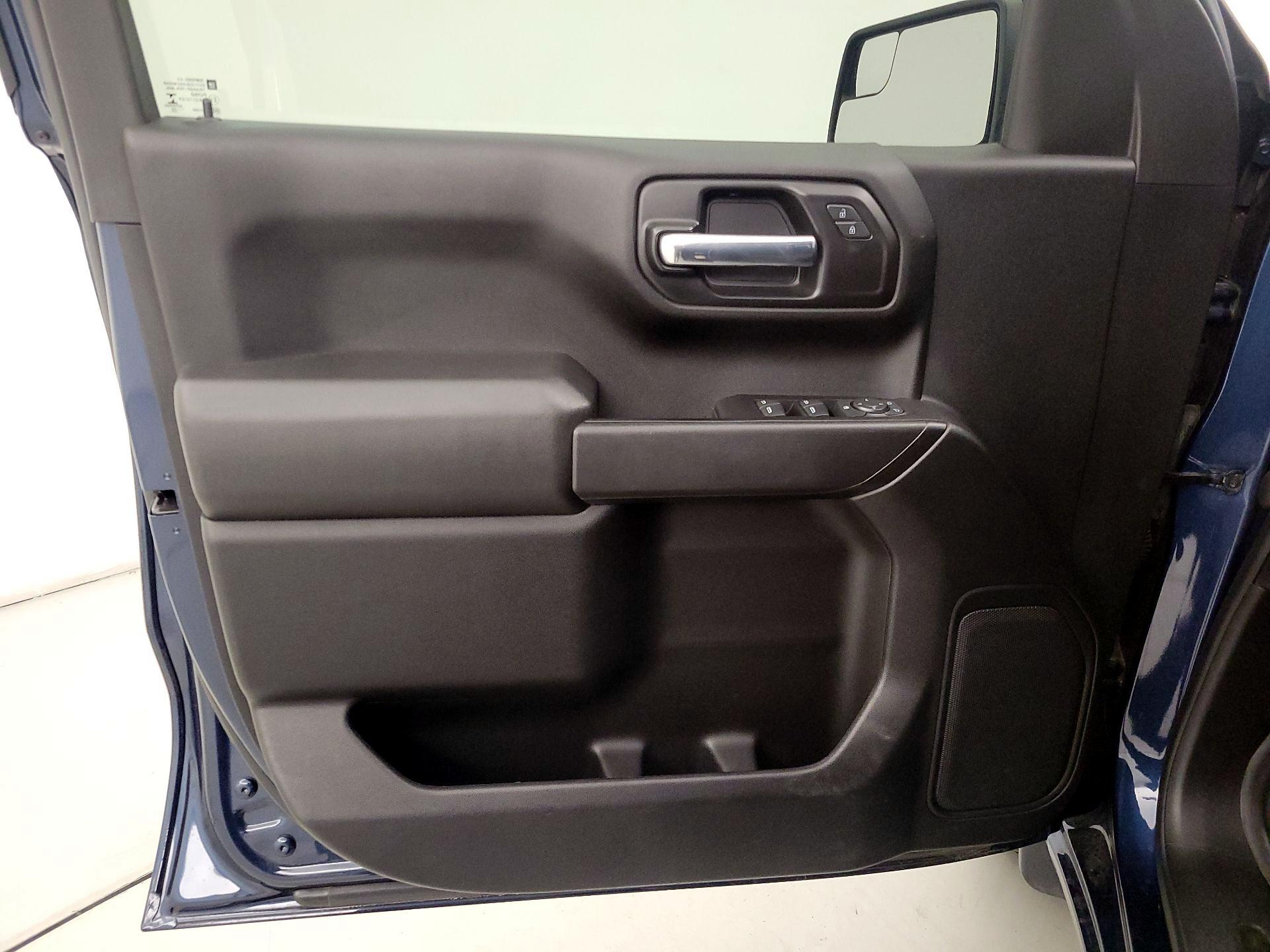 Thumbnail: 2022 Chevrolet Silverado 1500 - 12