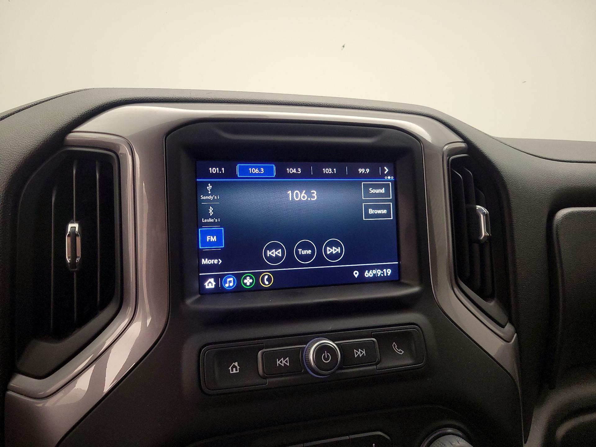 Thumbnail: 2022 Chevrolet Silverado 1500 - 15