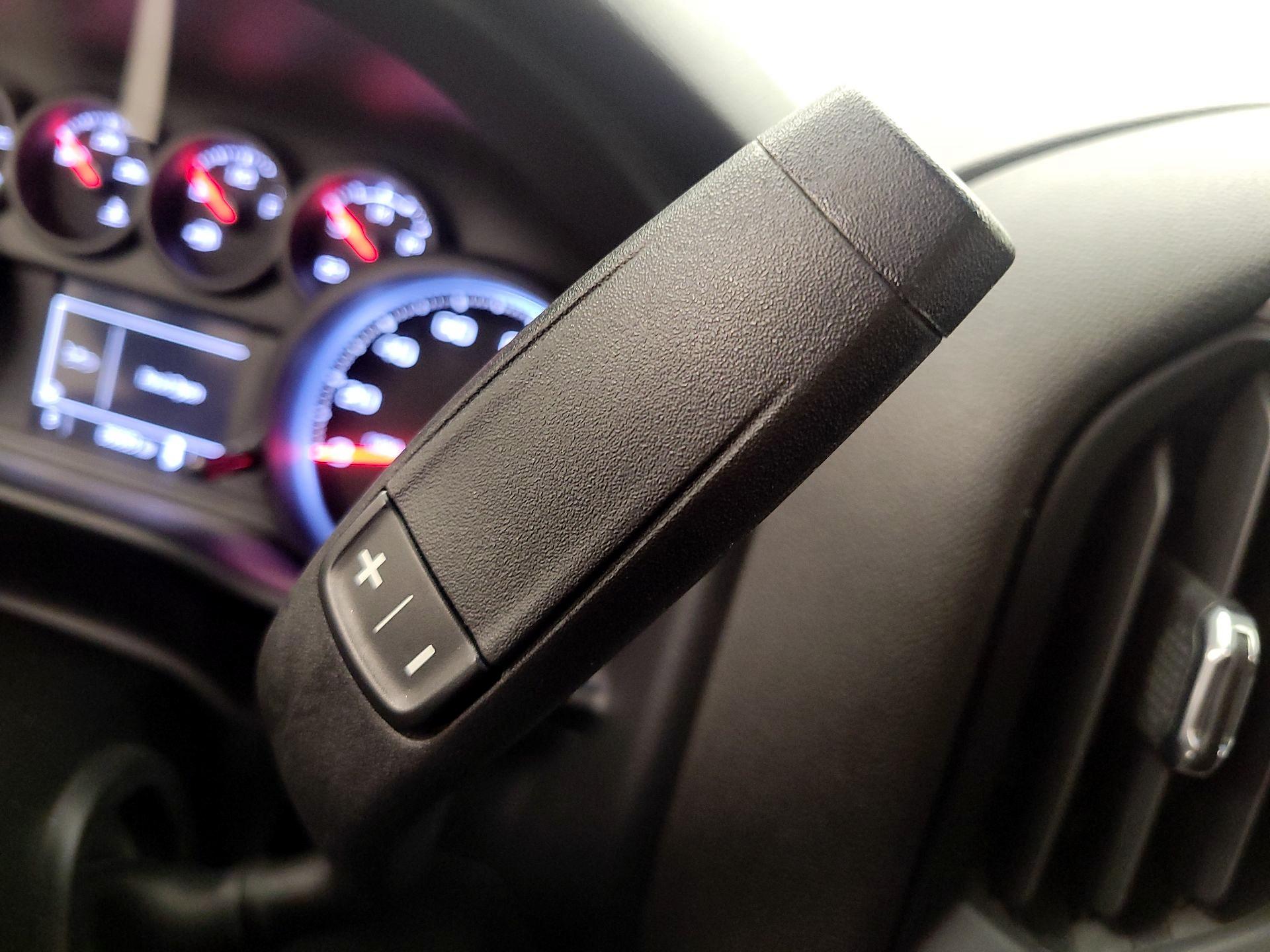 Thumbnail: 2022 Chevrolet Silverado 1500 - 17