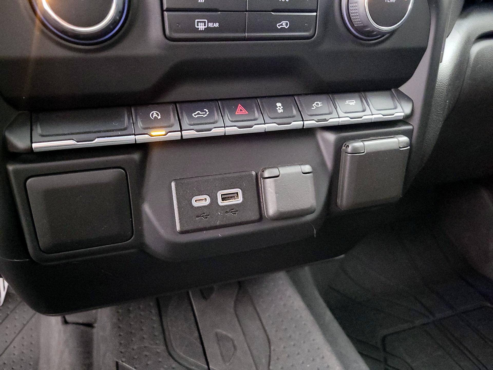 Thumbnail: 2022 Chevrolet Silverado 1500 - 18