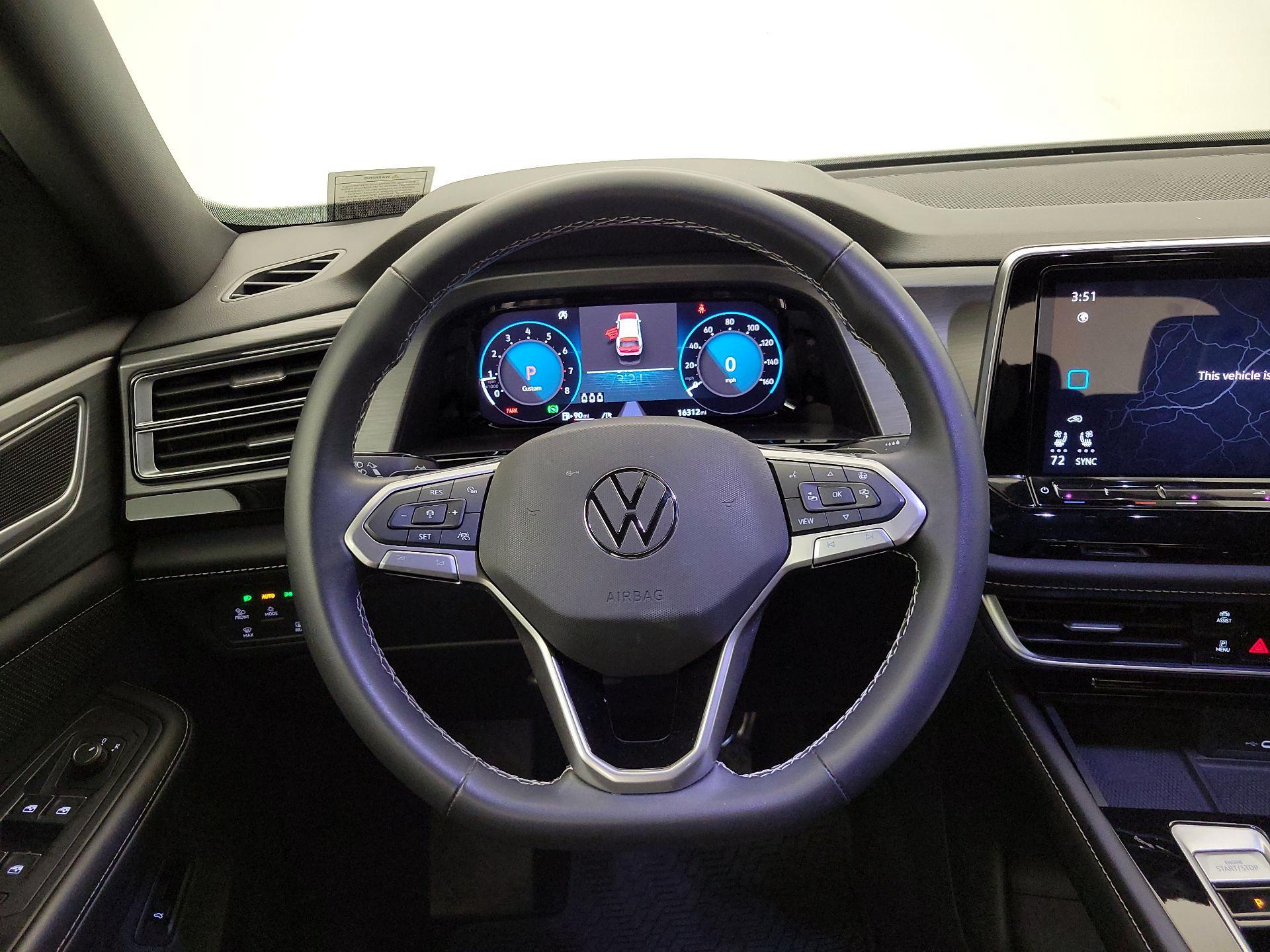 Thumbnail: 2024 Volkswagen Atlas - 10