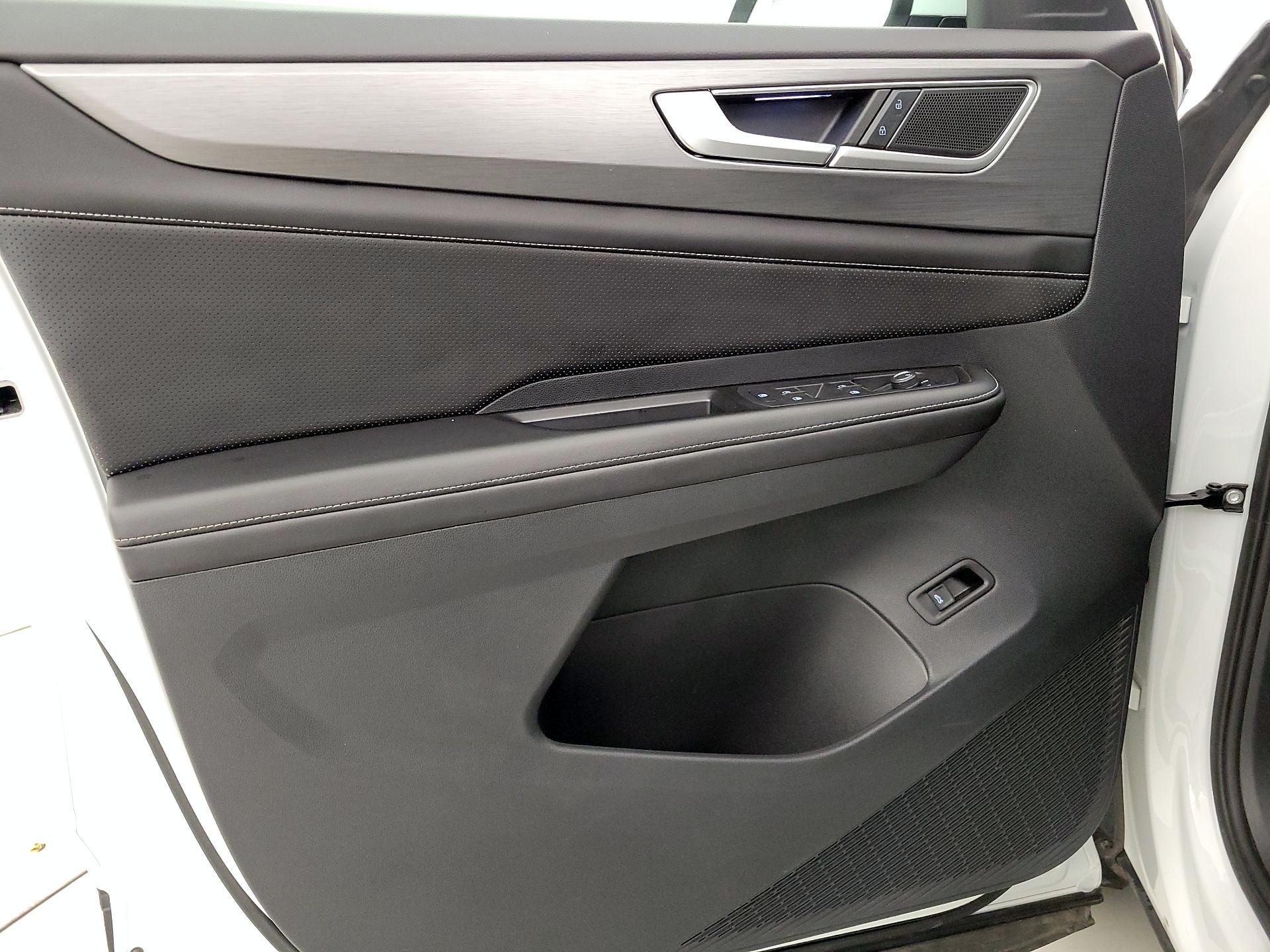 Thumbnail: 2024 Volkswagen Atlas - 12