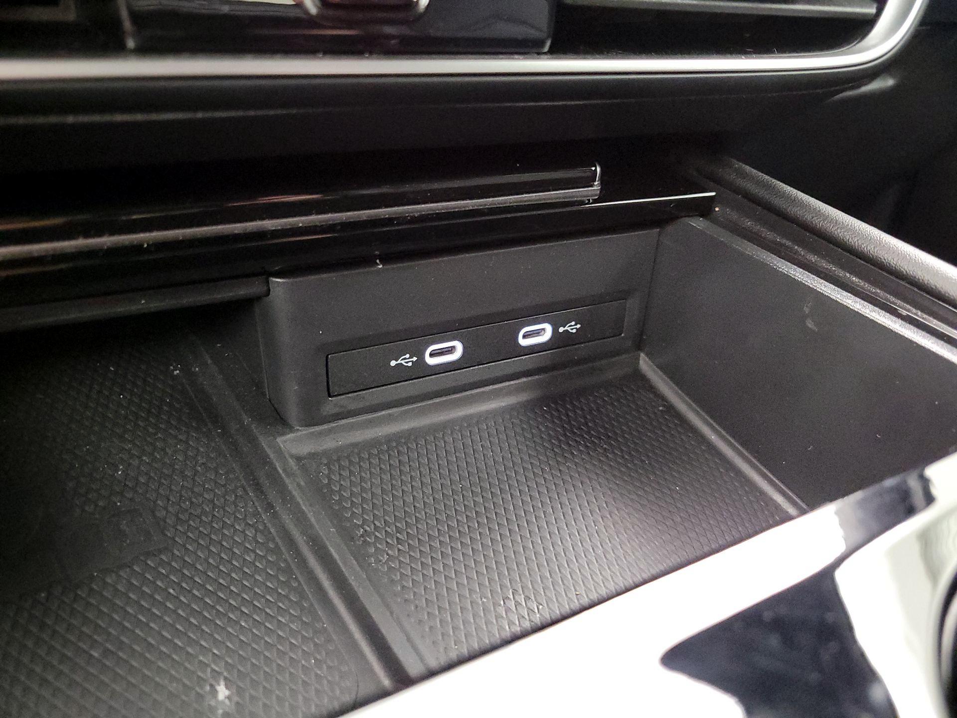 Thumbnail: 2024 Volkswagen Atlas - 19