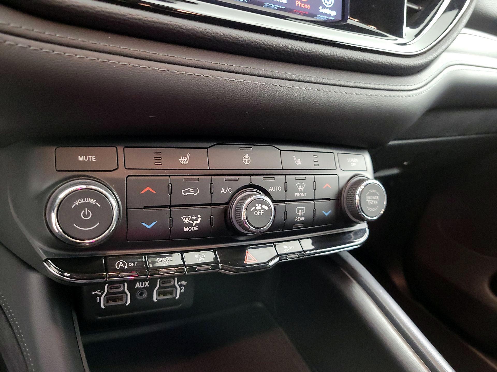 Thumbnail: 2024 Dodge Durango - 16