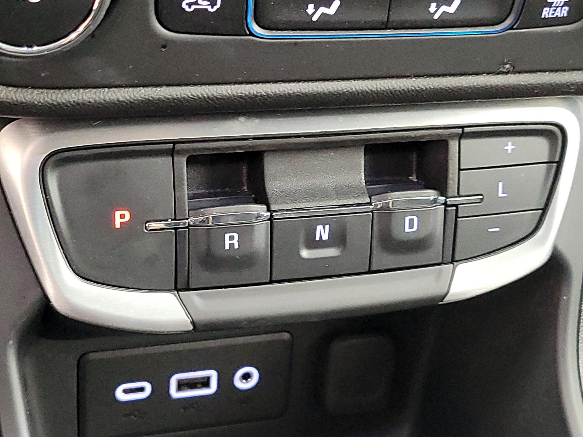 Thumbnail: 2024 GMC Terrain - 17