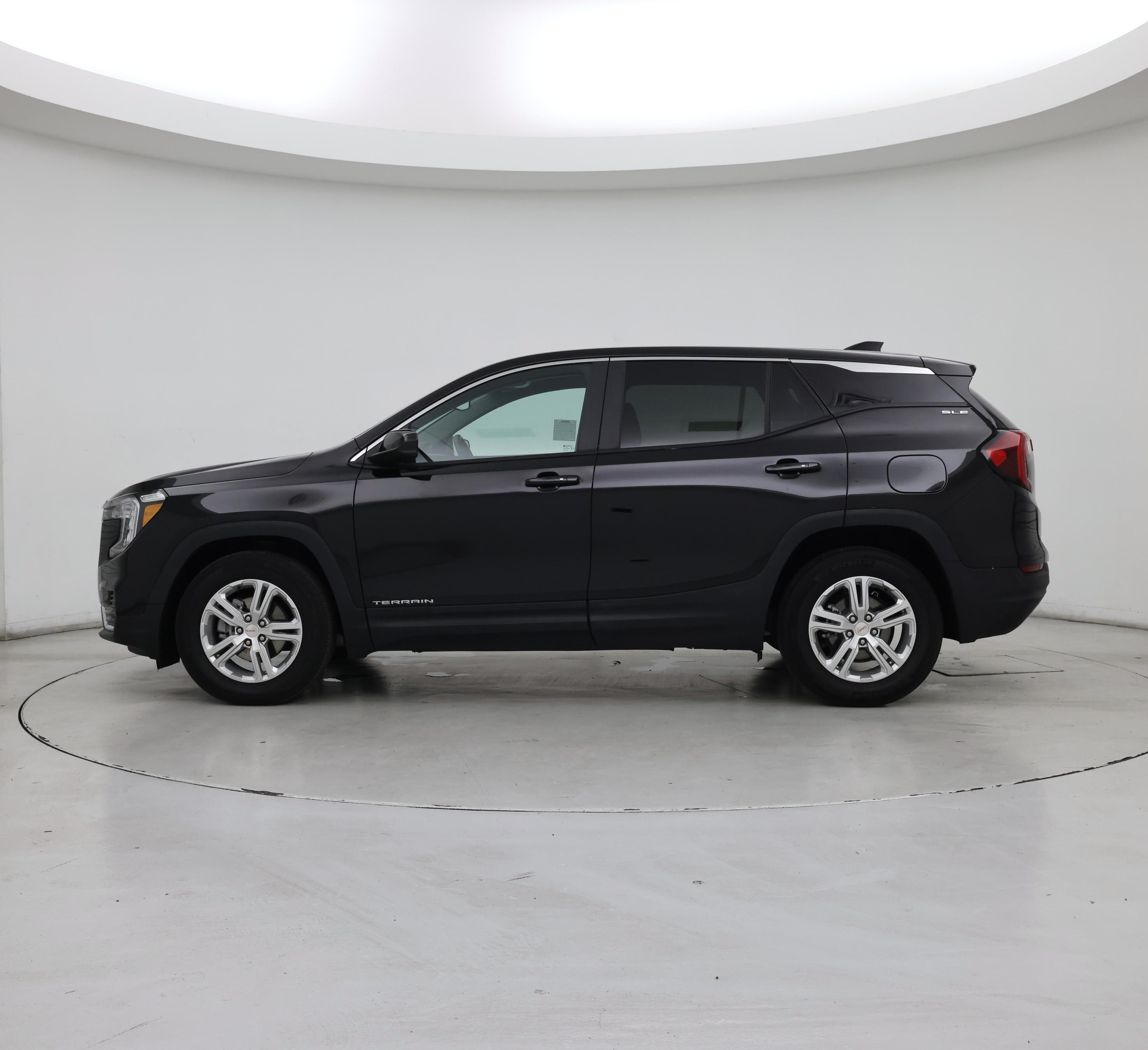 Thumbnail: 2024 GMC Terrain - 3