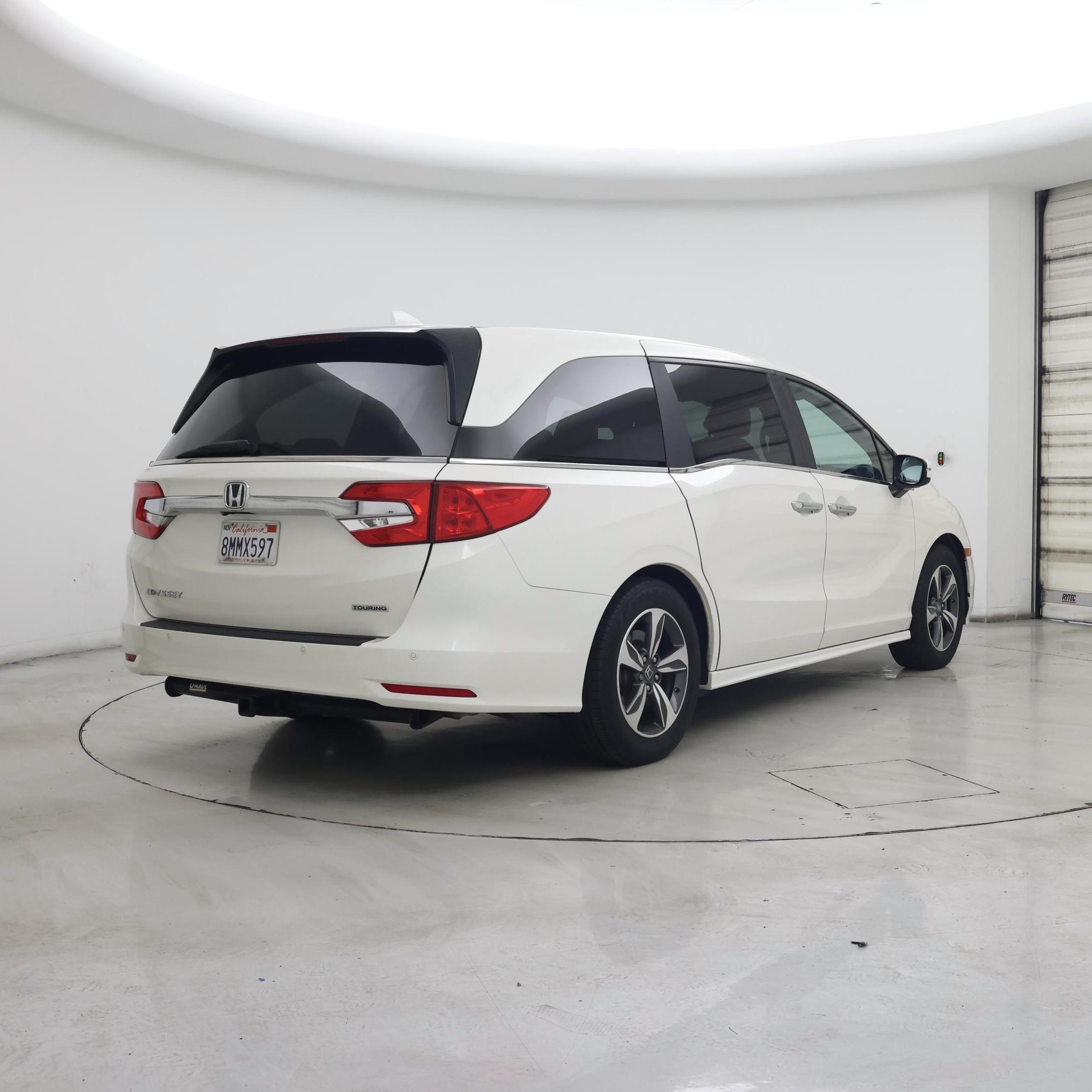 Thumbnail: 2019 Honda Odyssey - 8