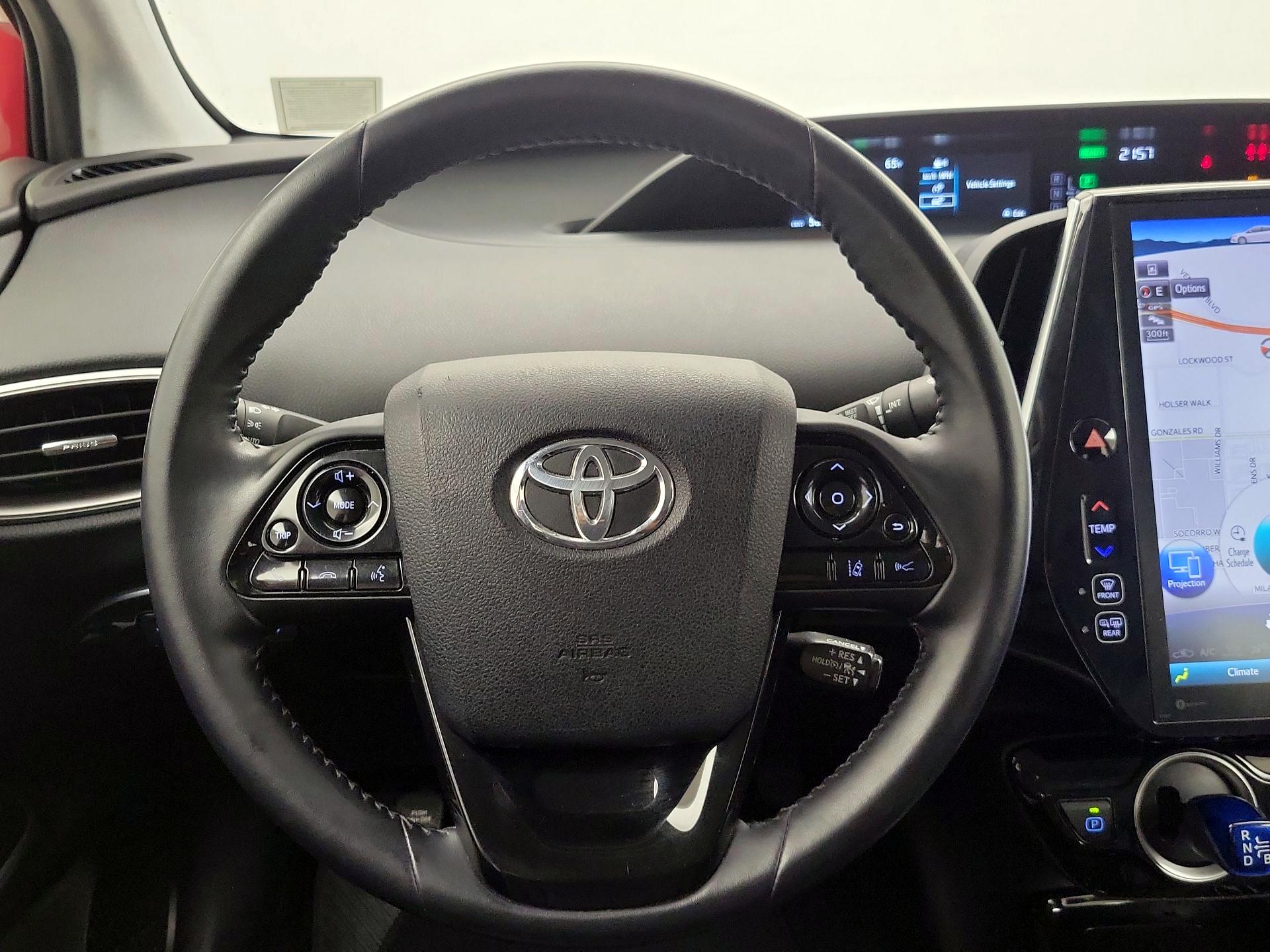 Thumbnail: 2020 Toyota Prius Prime - 10