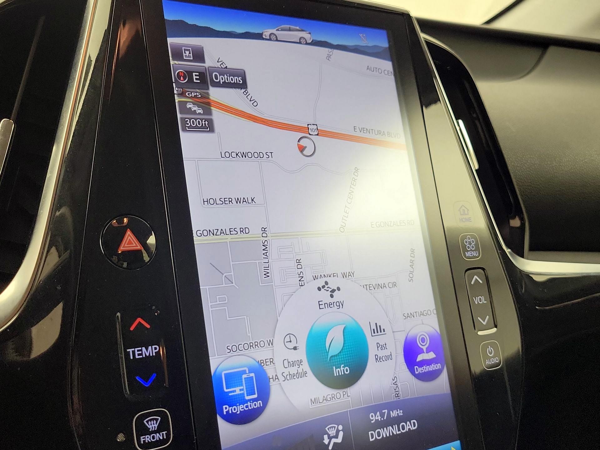 Thumbnail: 2020 Toyota Prius Prime - 14