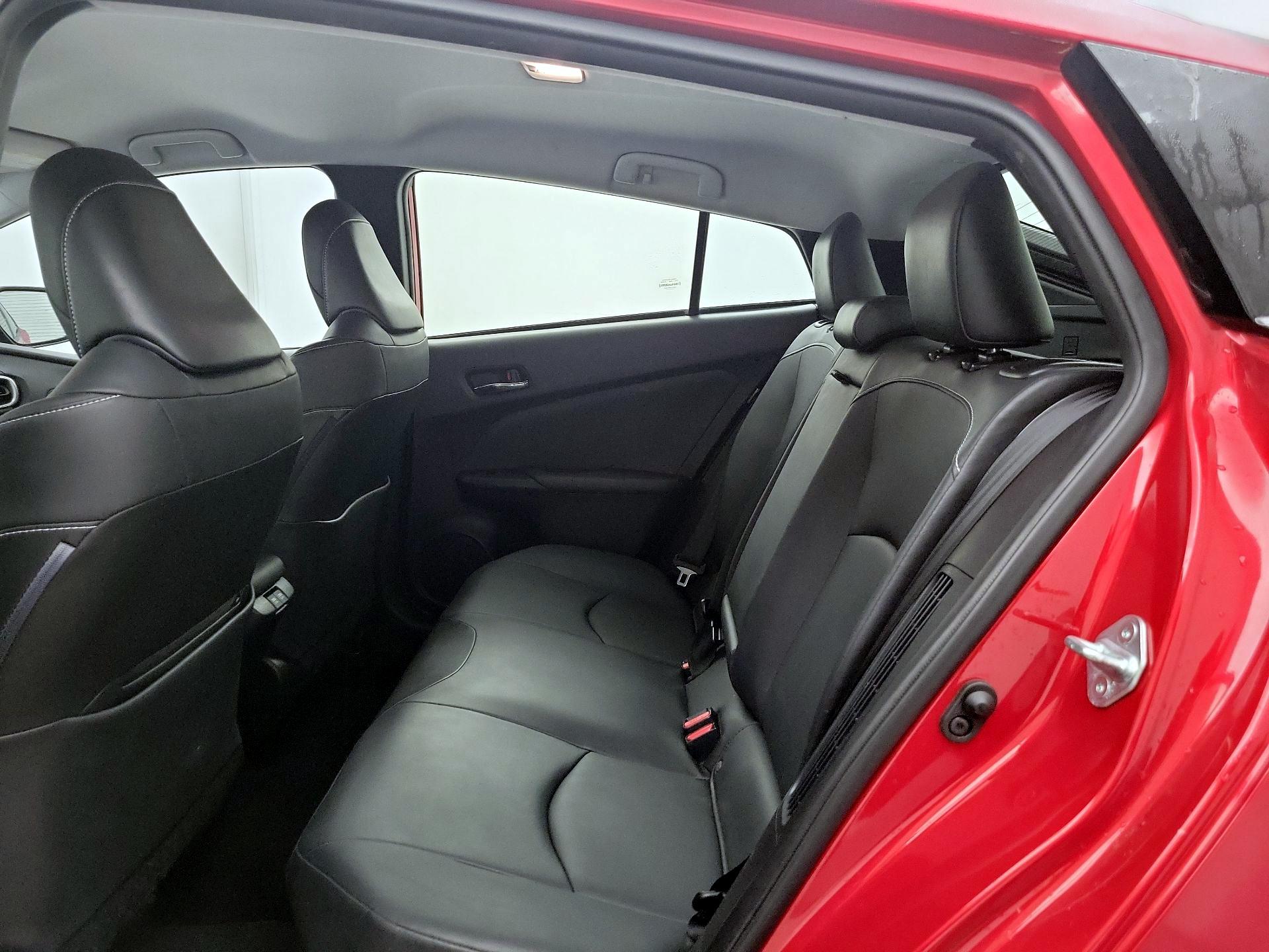 Thumbnail: 2020 Toyota Prius Prime - 20