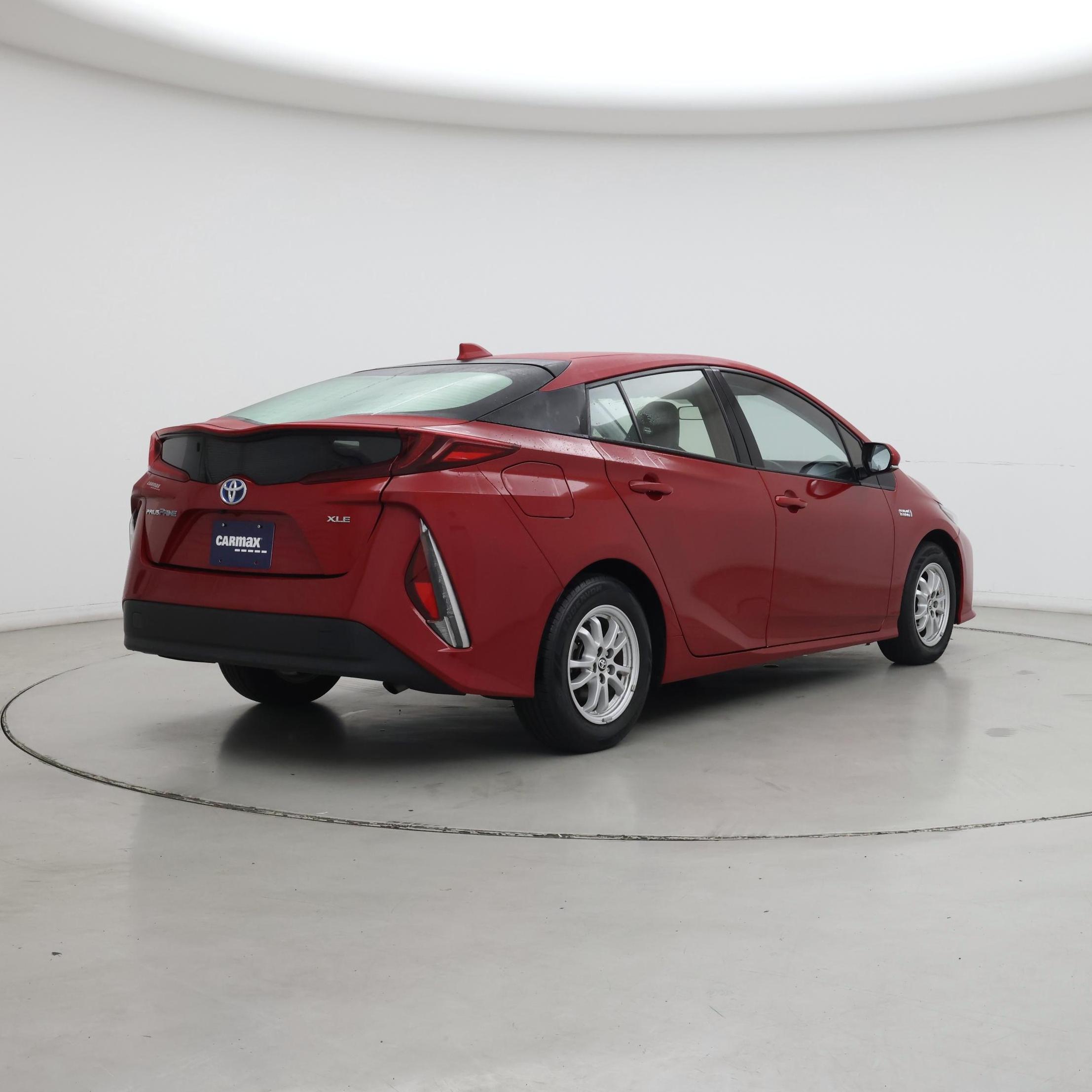 Thumbnail: 2020 Toyota Prius Prime - 8