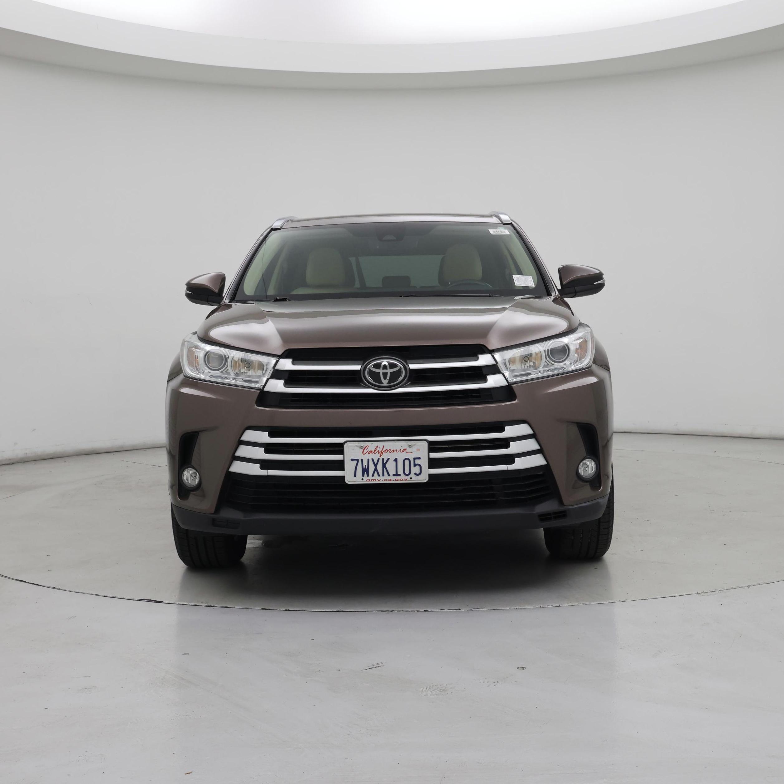 Thumbnail: 2017 Toyota Highlander - 5