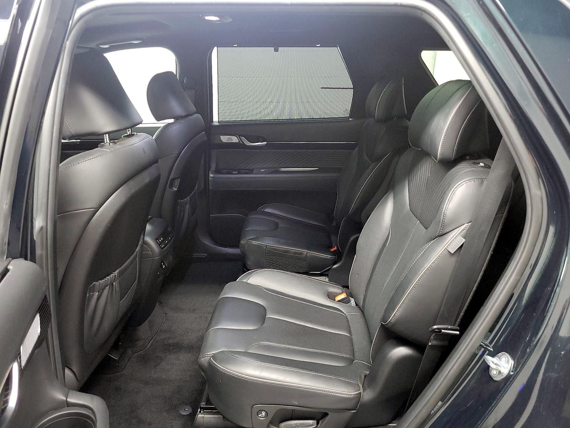 Thumbnail: 2023 Hyundai Palisade - 16