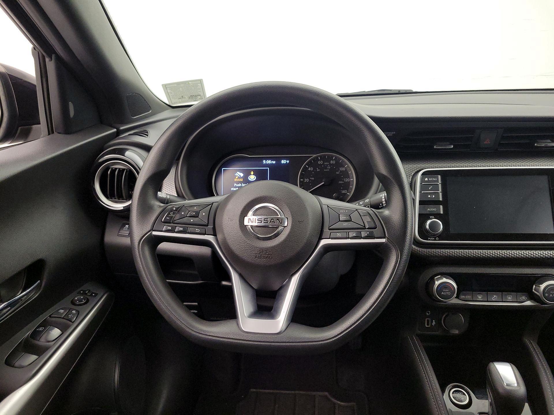 Thumbnail: 2019 Nissan Kicks - 10