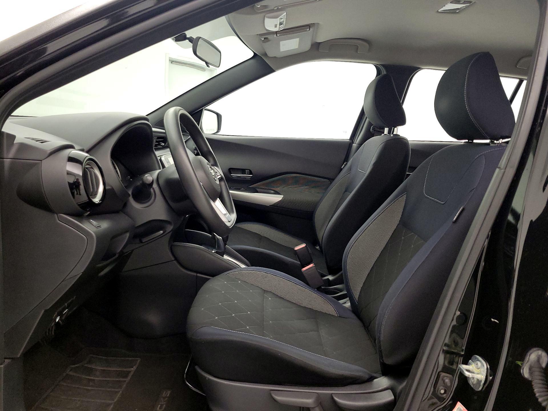 Thumbnail: 2019 Nissan Kicks - 11