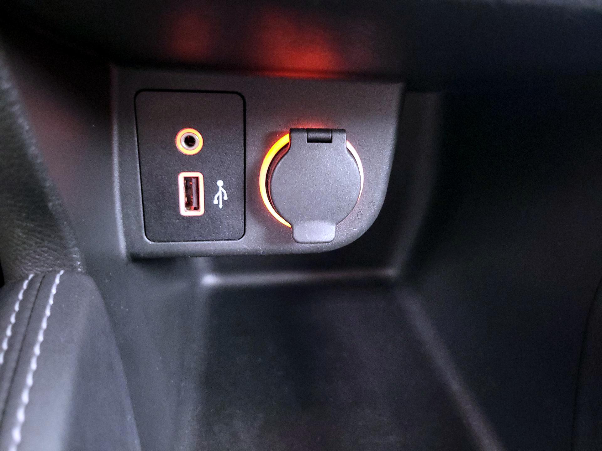 Thumbnail: 2019 Nissan Kicks - 18