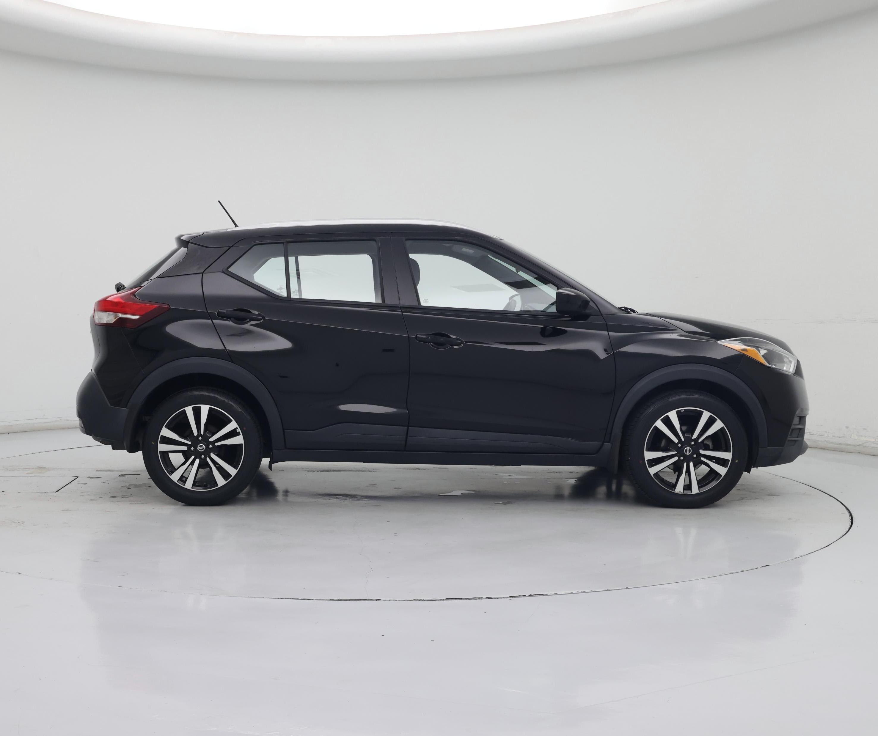 Thumbnail: 2019 Nissan Kicks - 7