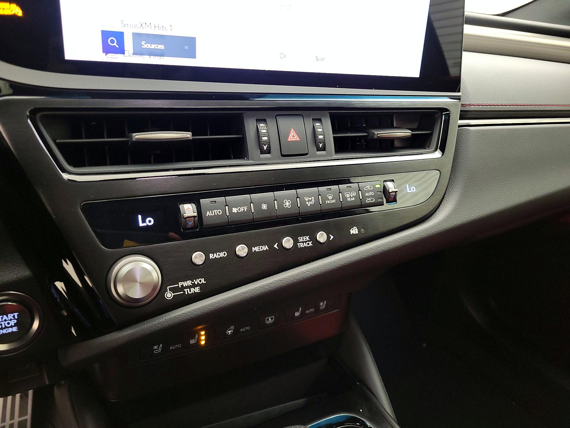 Thumbnail: 2024 Lexus ES - 16