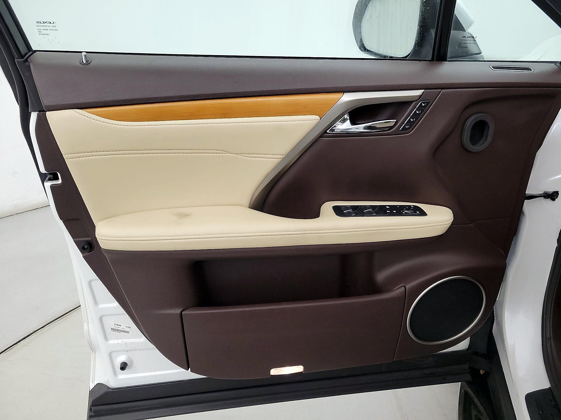 Thumbnail: 2019 Lexus RX - 12