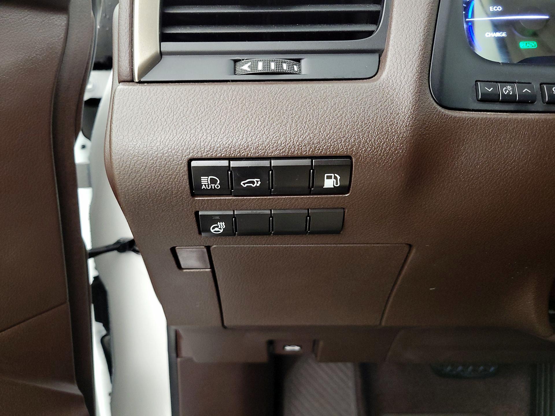 Thumbnail: 2019 Lexus RX - 13