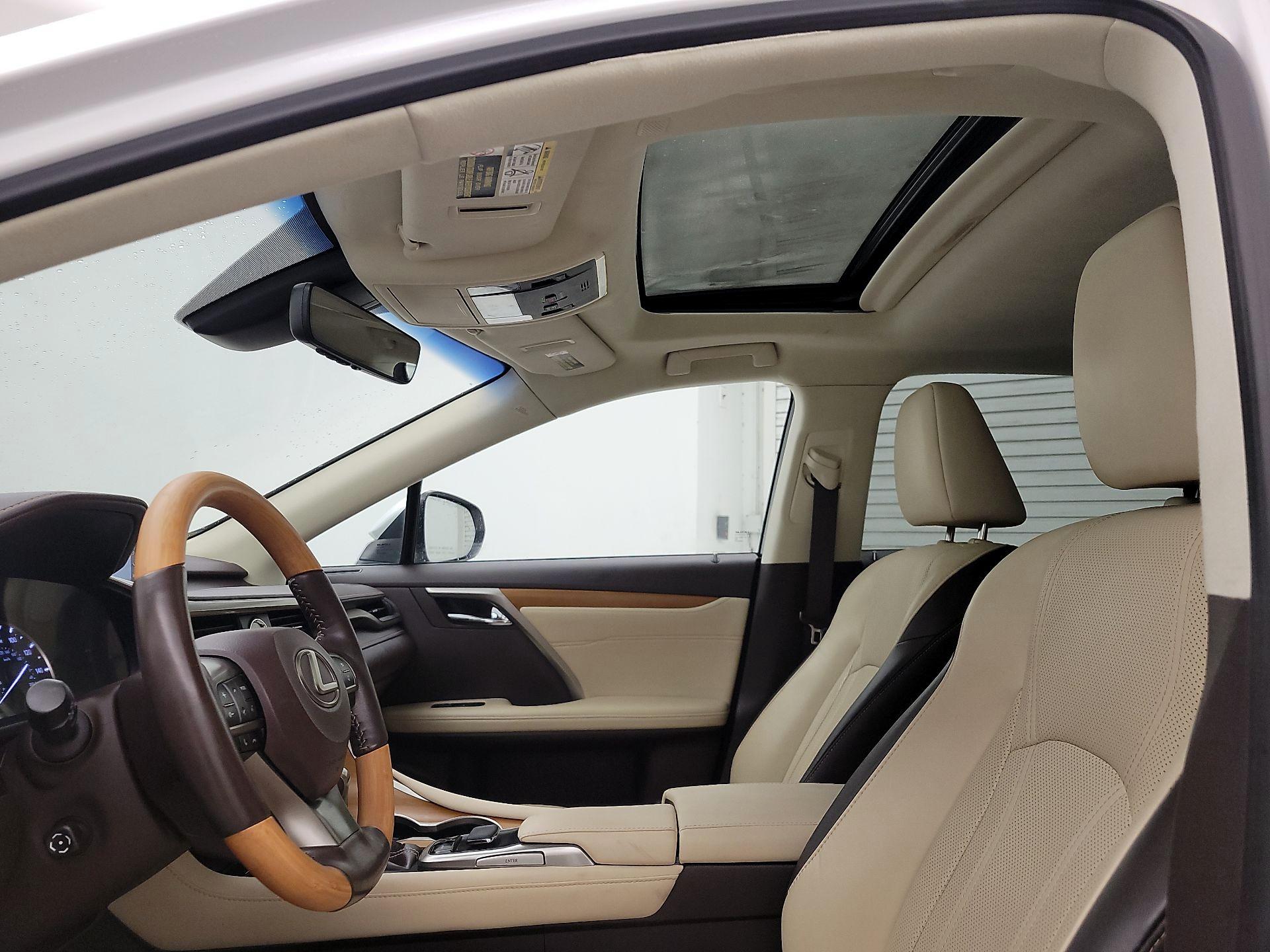 Thumbnail: 2019 Lexus RX - 20