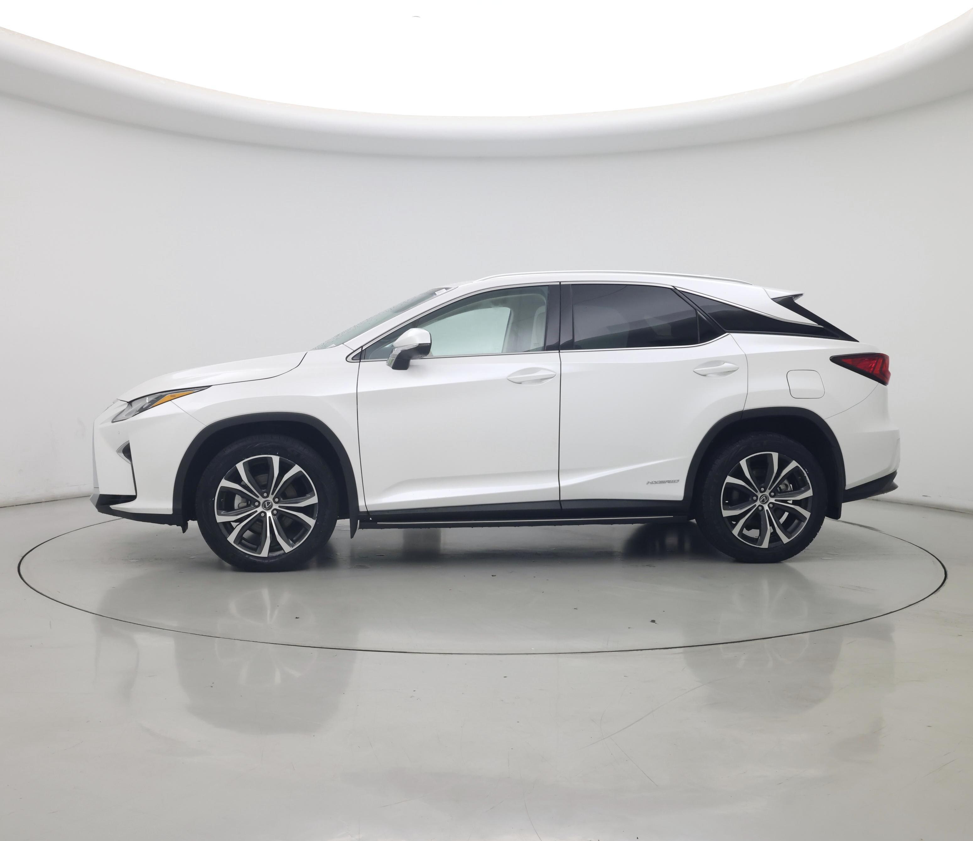 Thumbnail: 2019 Lexus RX - 3