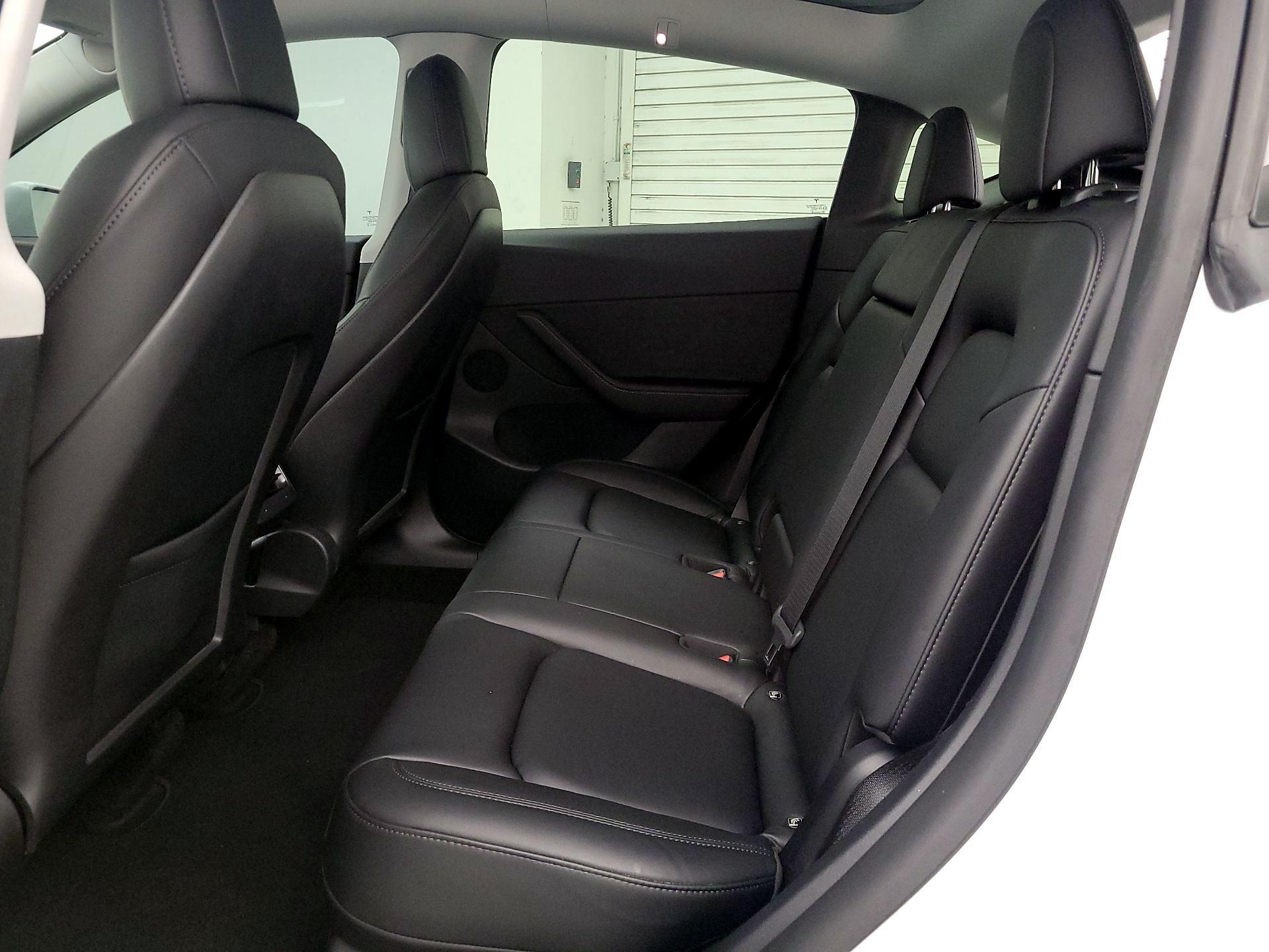 Thumbnail: 2021 Tesla Model Y - 19