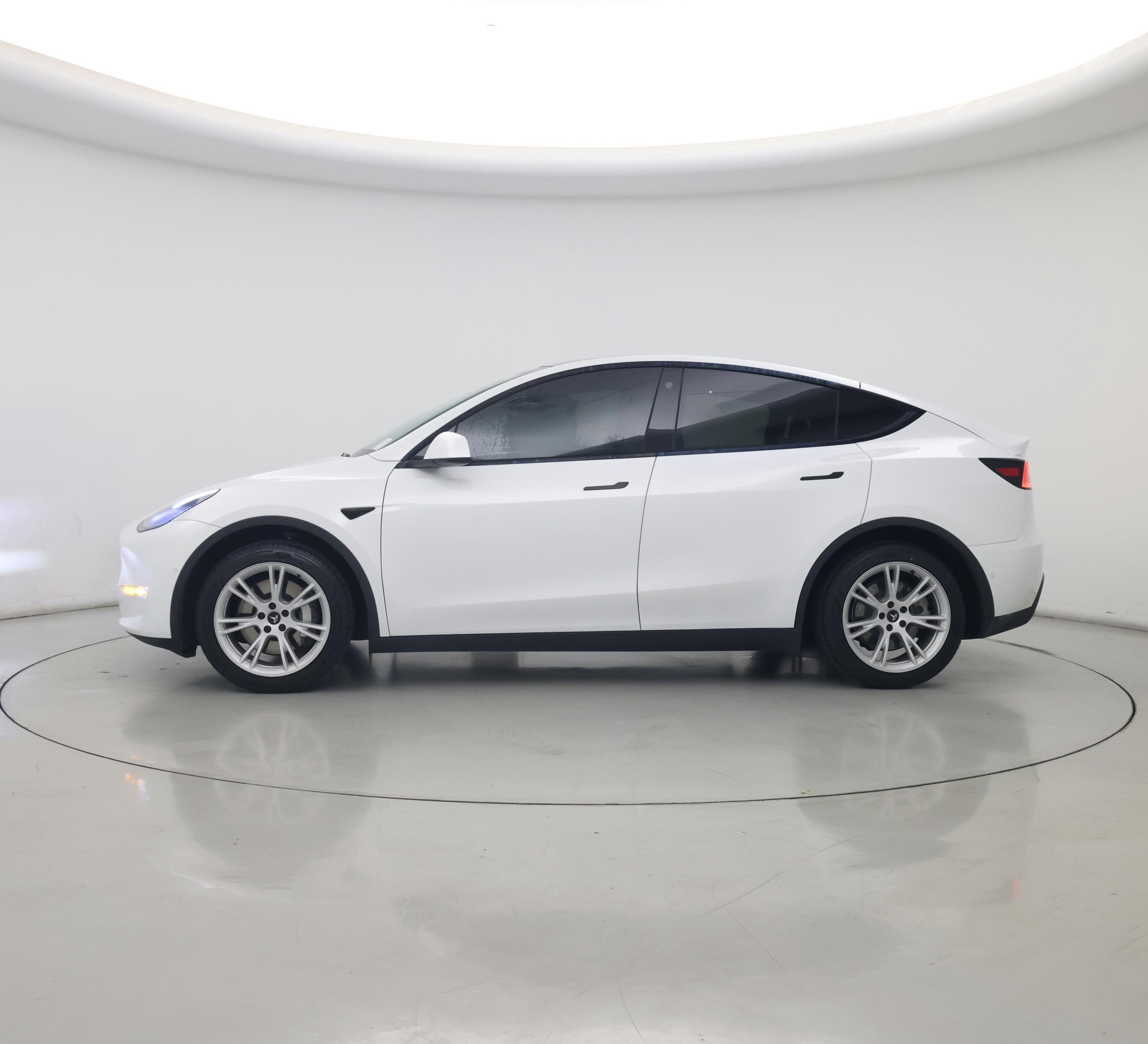 Thumbnail: 2021 Tesla Model Y - 3