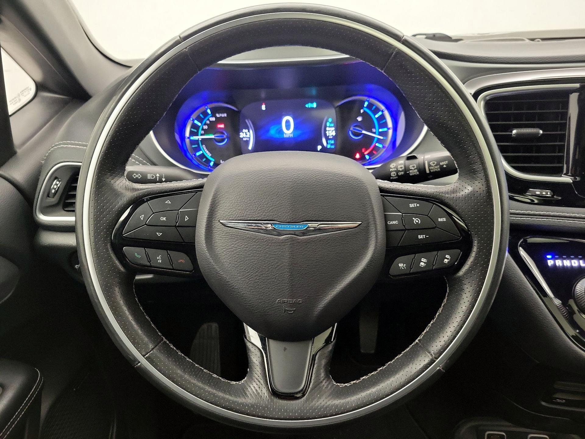 Thumbnail: 2019 Chrysler Pacifica - 10