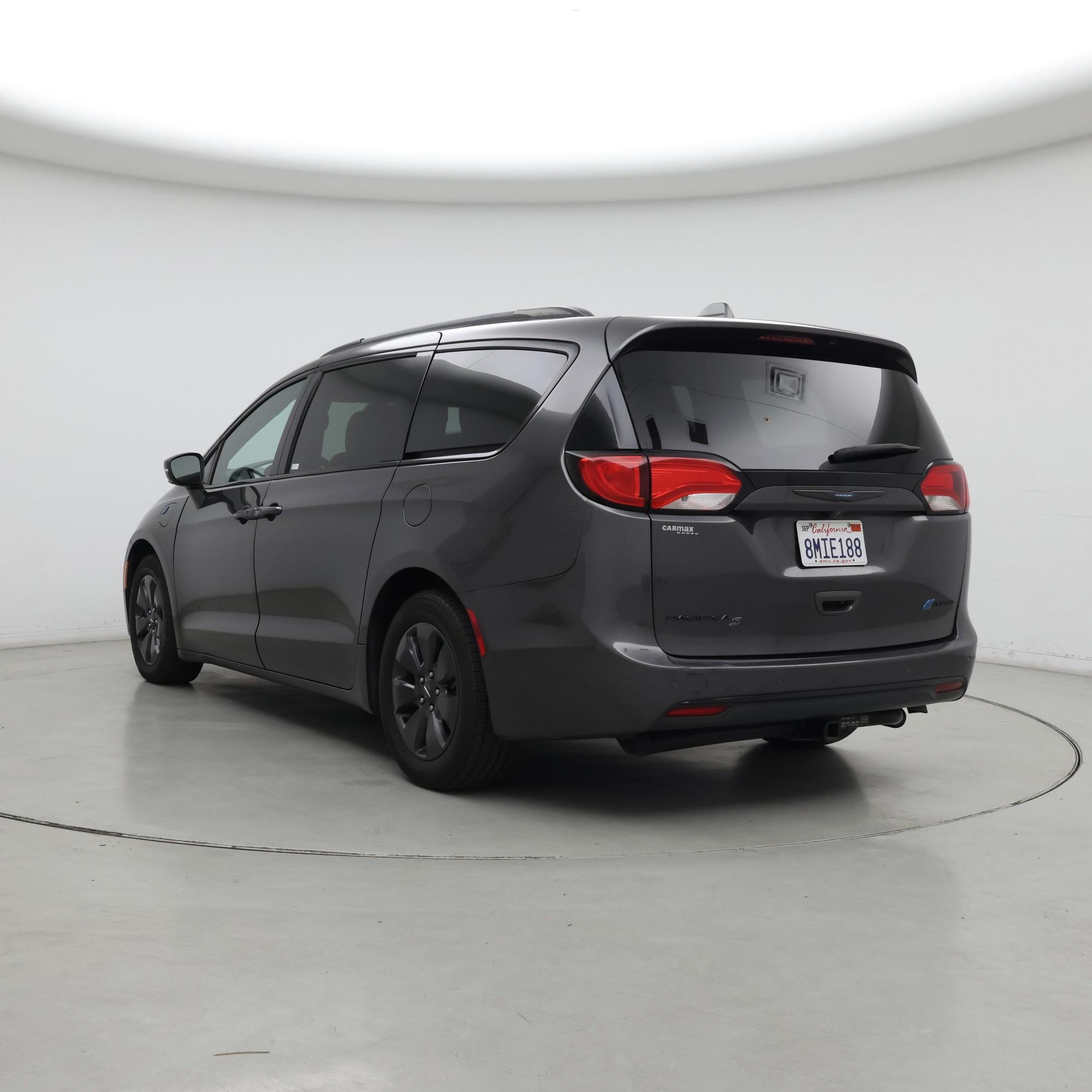 Thumbnail: 2019 Chrysler Pacifica - 2