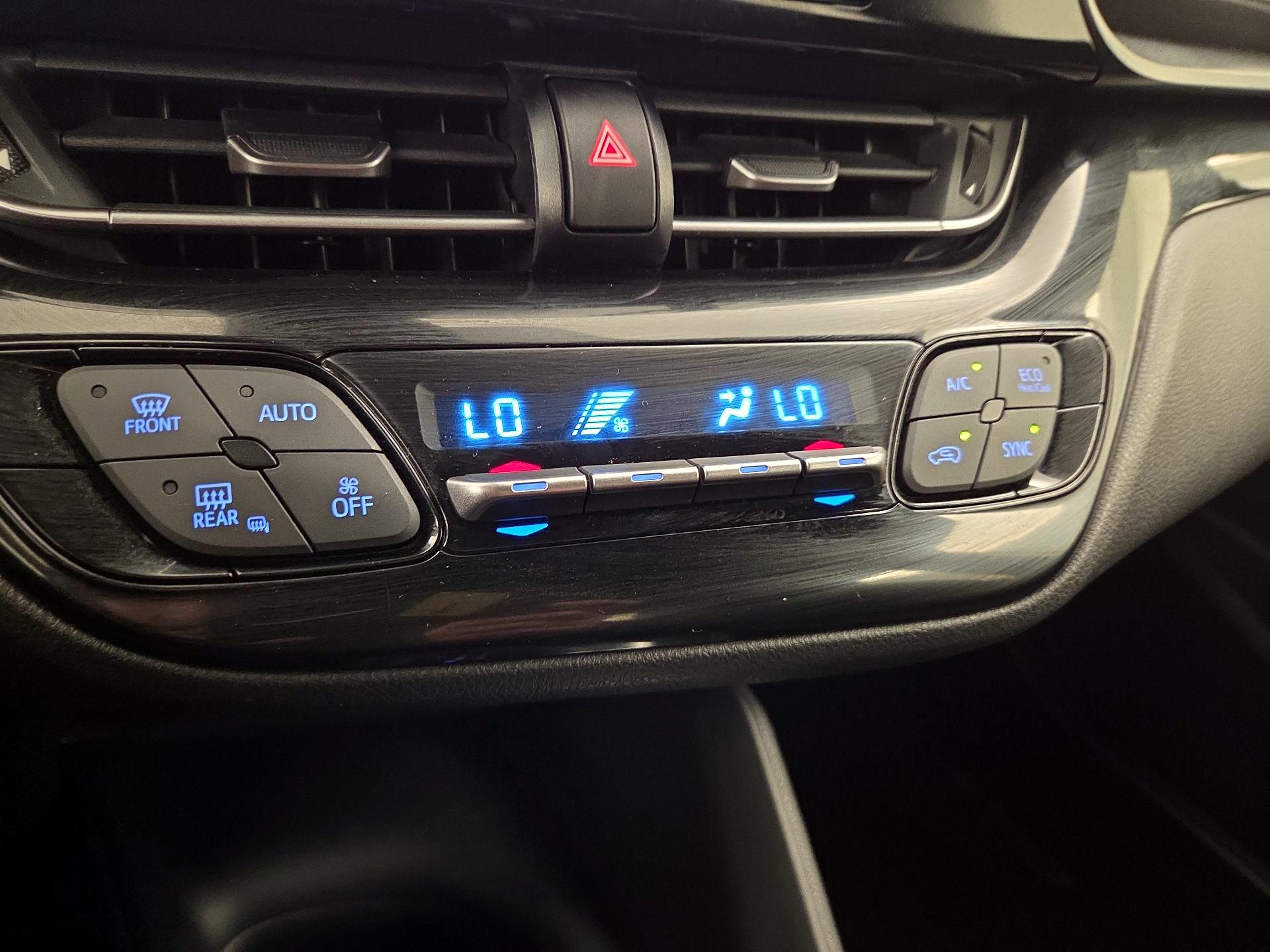 Thumbnail: 2019 Toyota C-HR - 16