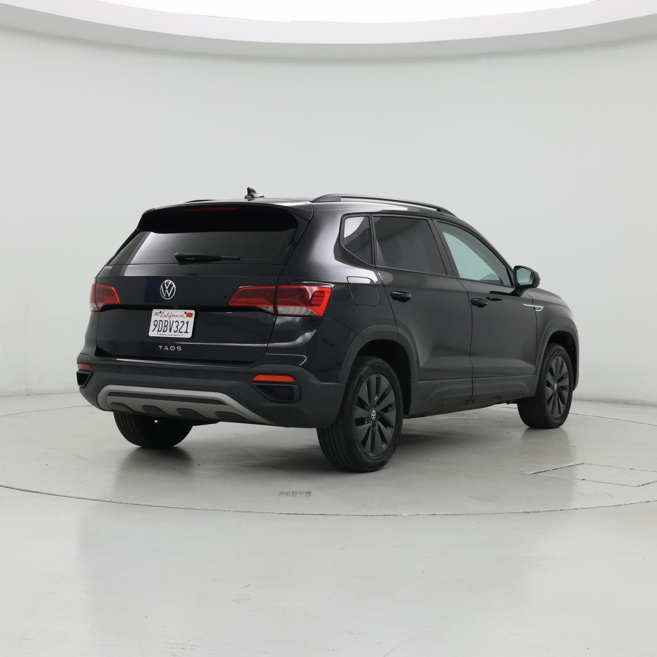 Thumbnail: 2023 Volkswagen Taos - 8