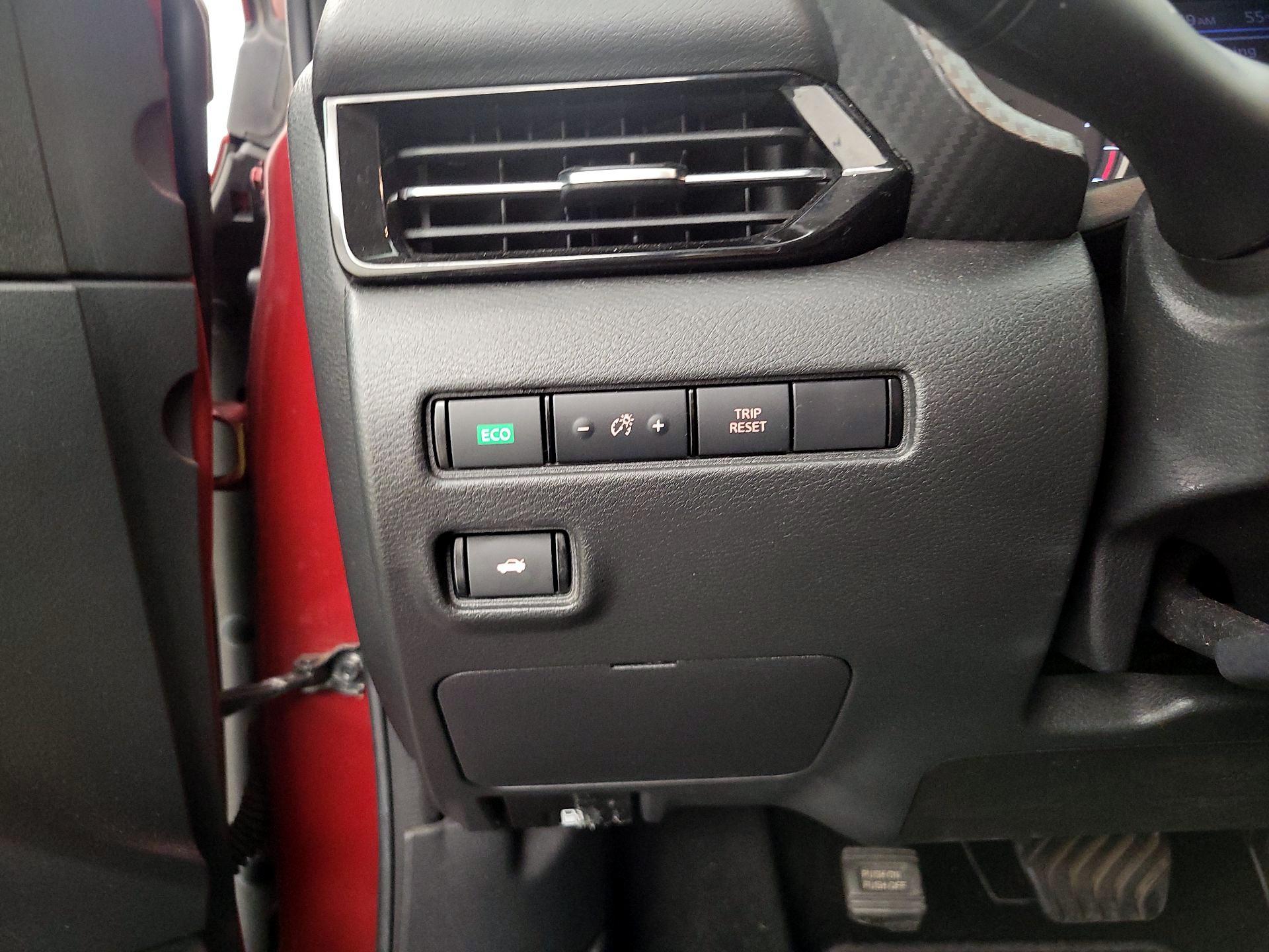 Thumbnail: 2020 Nissan Sentra - 13