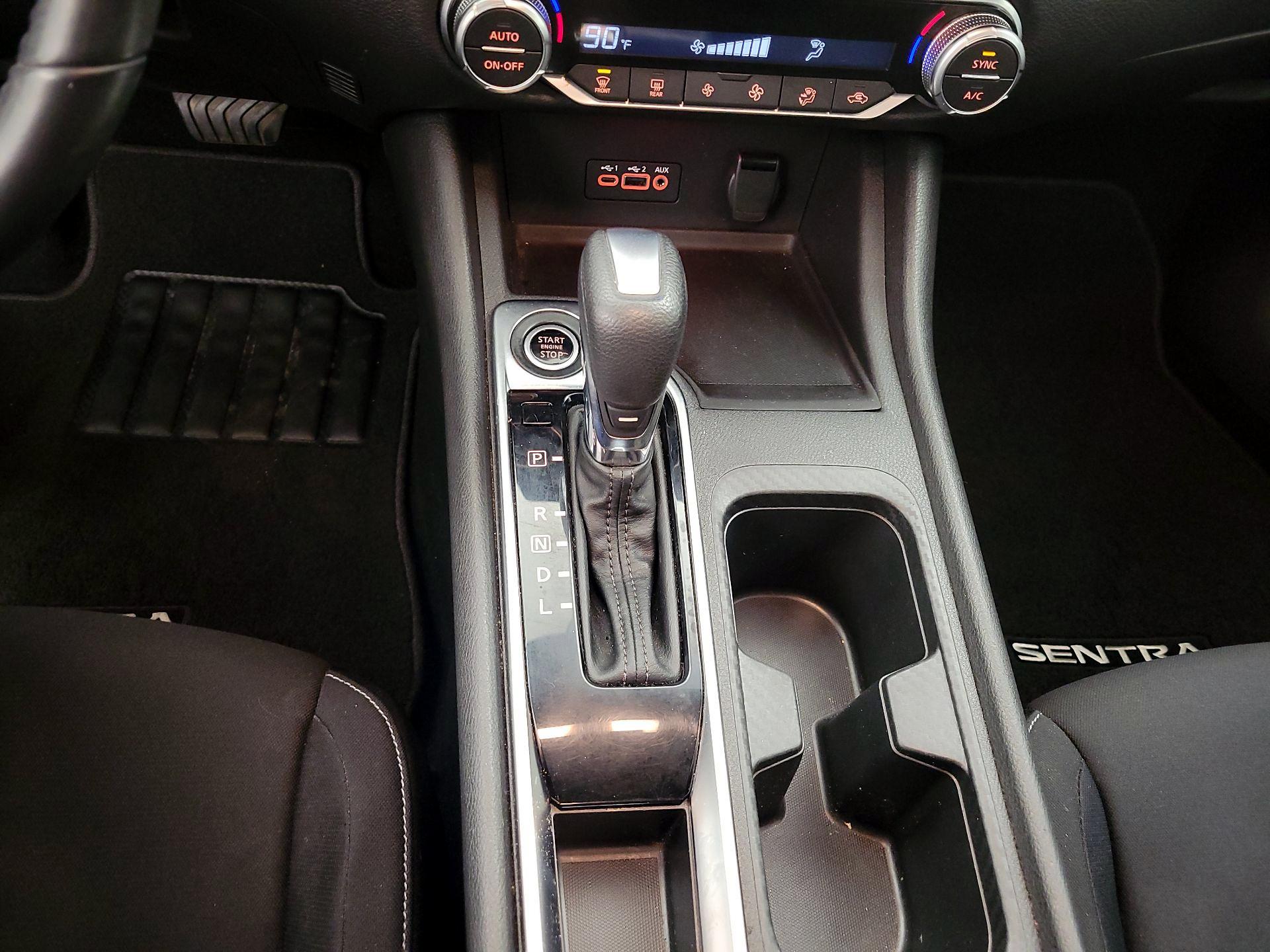 Thumbnail: 2020 Nissan Sentra - 17