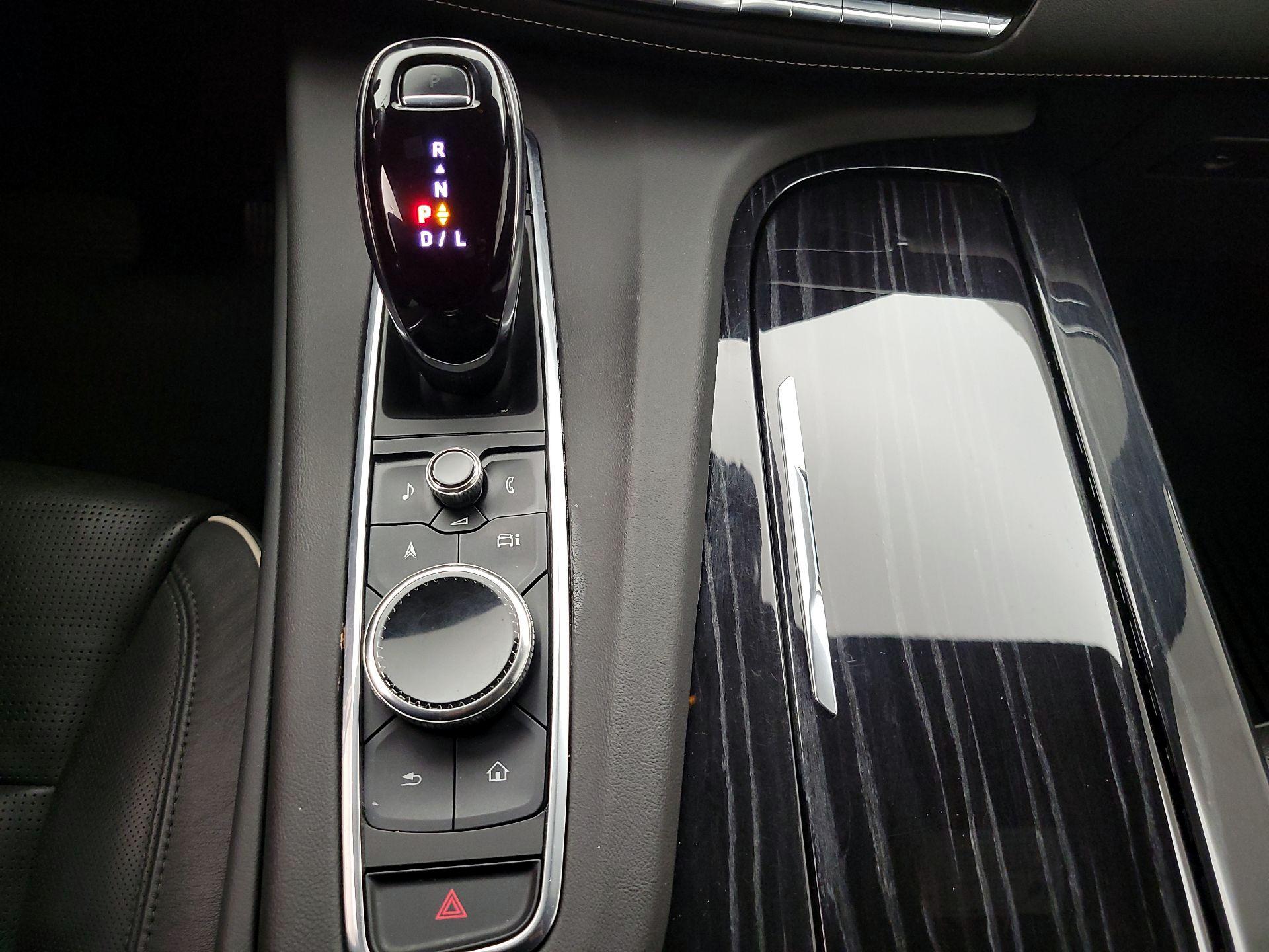 Thumbnail: 2021 Cadillac Escalade - 18