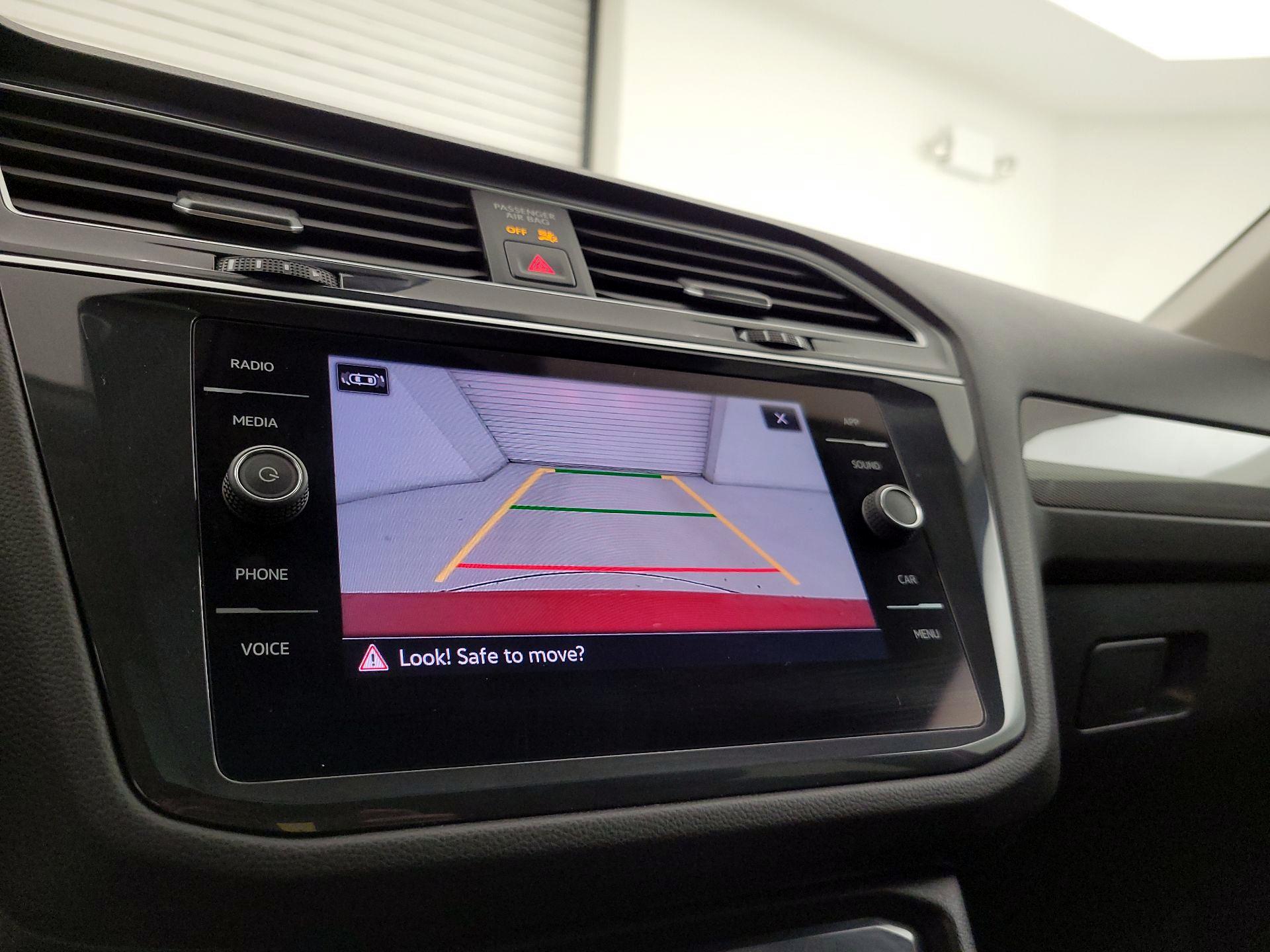 Thumbnail: 2024 Volkswagen Tiguan - 14