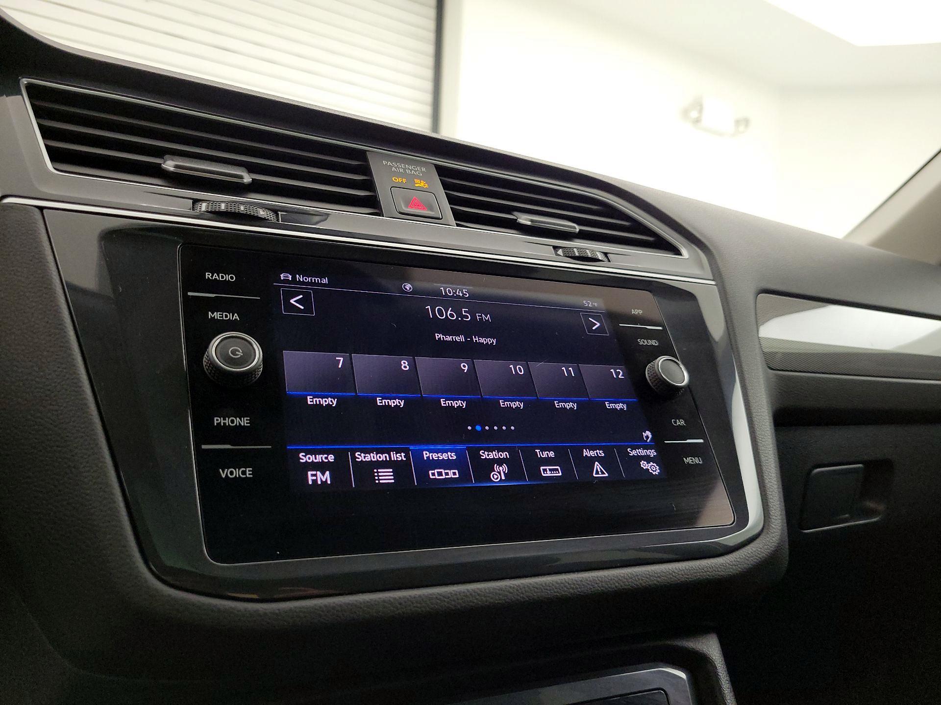 Thumbnail: 2024 Volkswagen Tiguan - 15