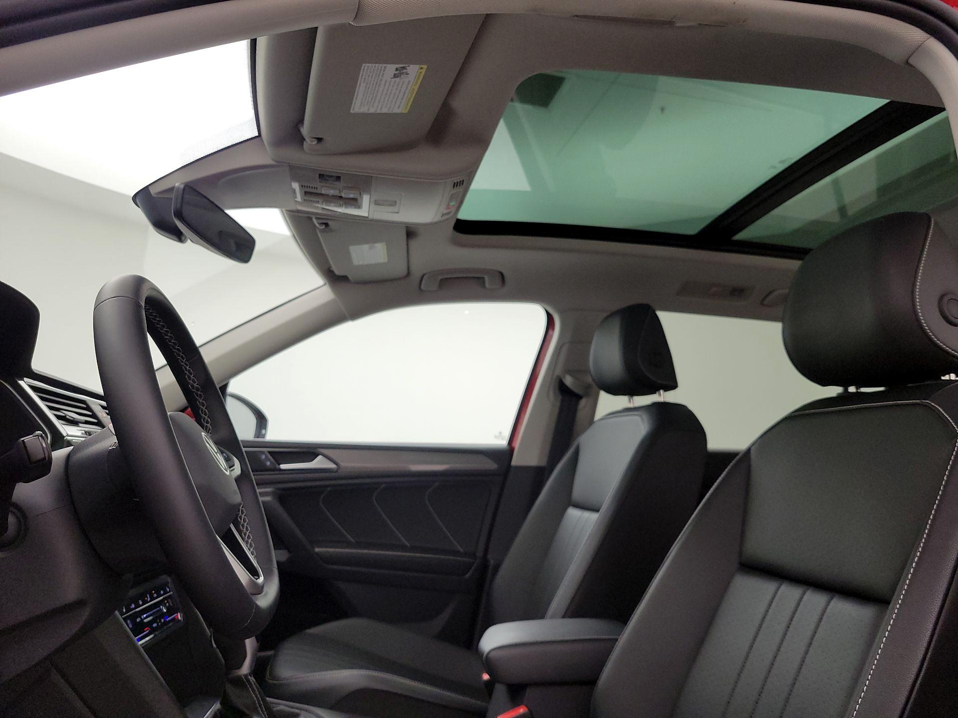 Thumbnail: 2024 Volkswagen Tiguan - 19