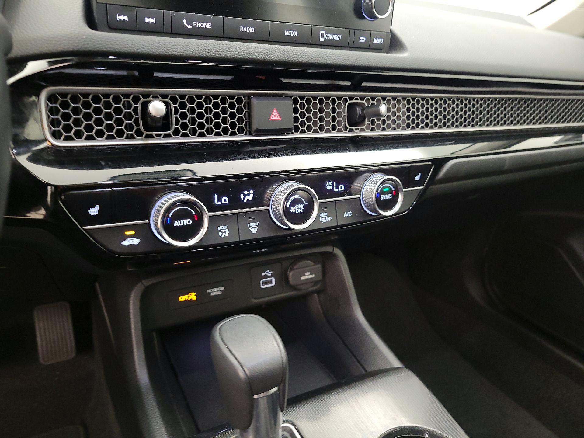 Thumbnail: 2024 Honda Civic - 16