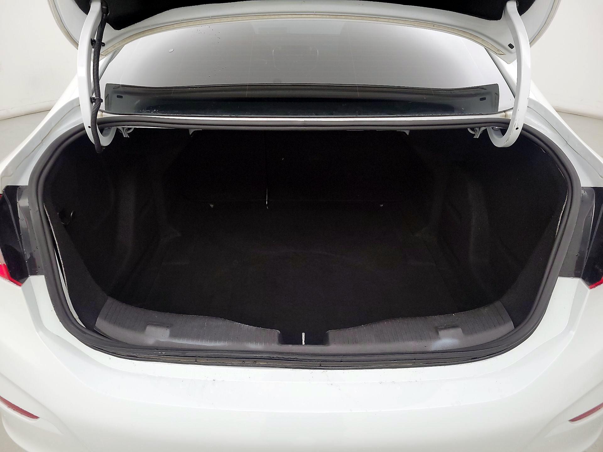 Thumbnail: 2018 Chevrolet Cruze - 20