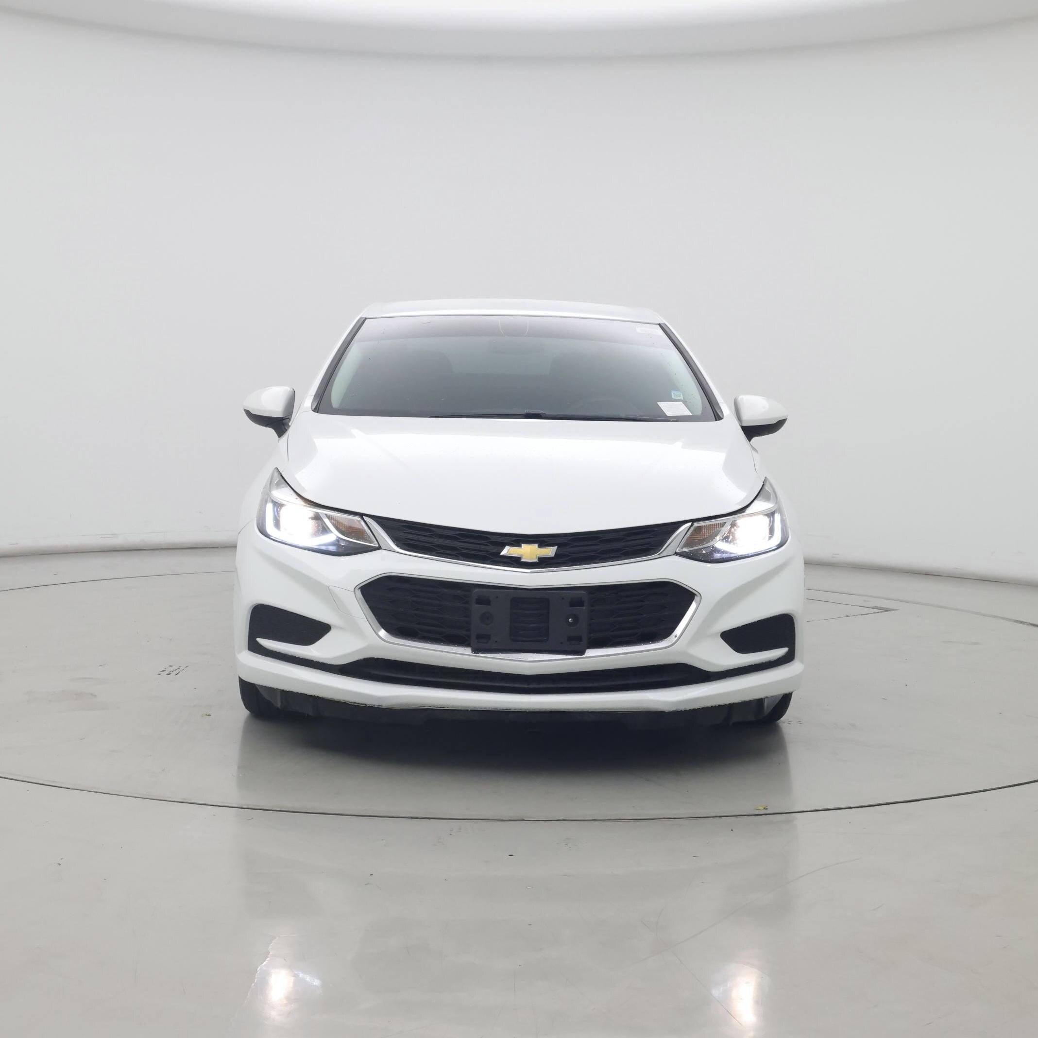 Thumbnail: 2018 Chevrolet Cruze - 5