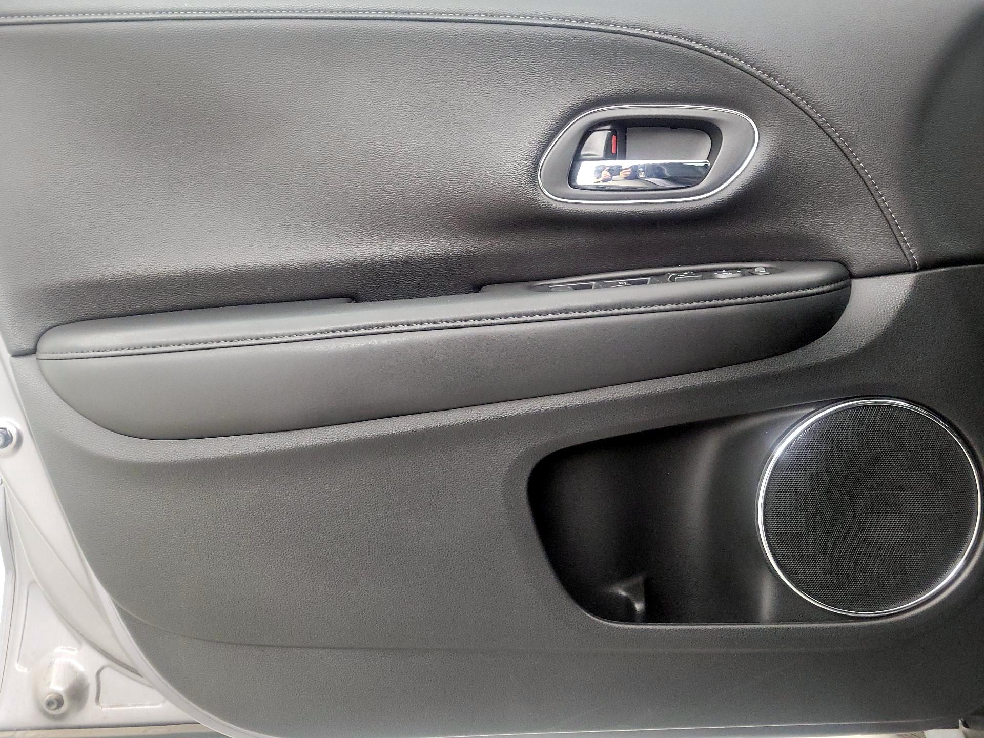 Thumbnail: 2017 Honda HR-V - 12