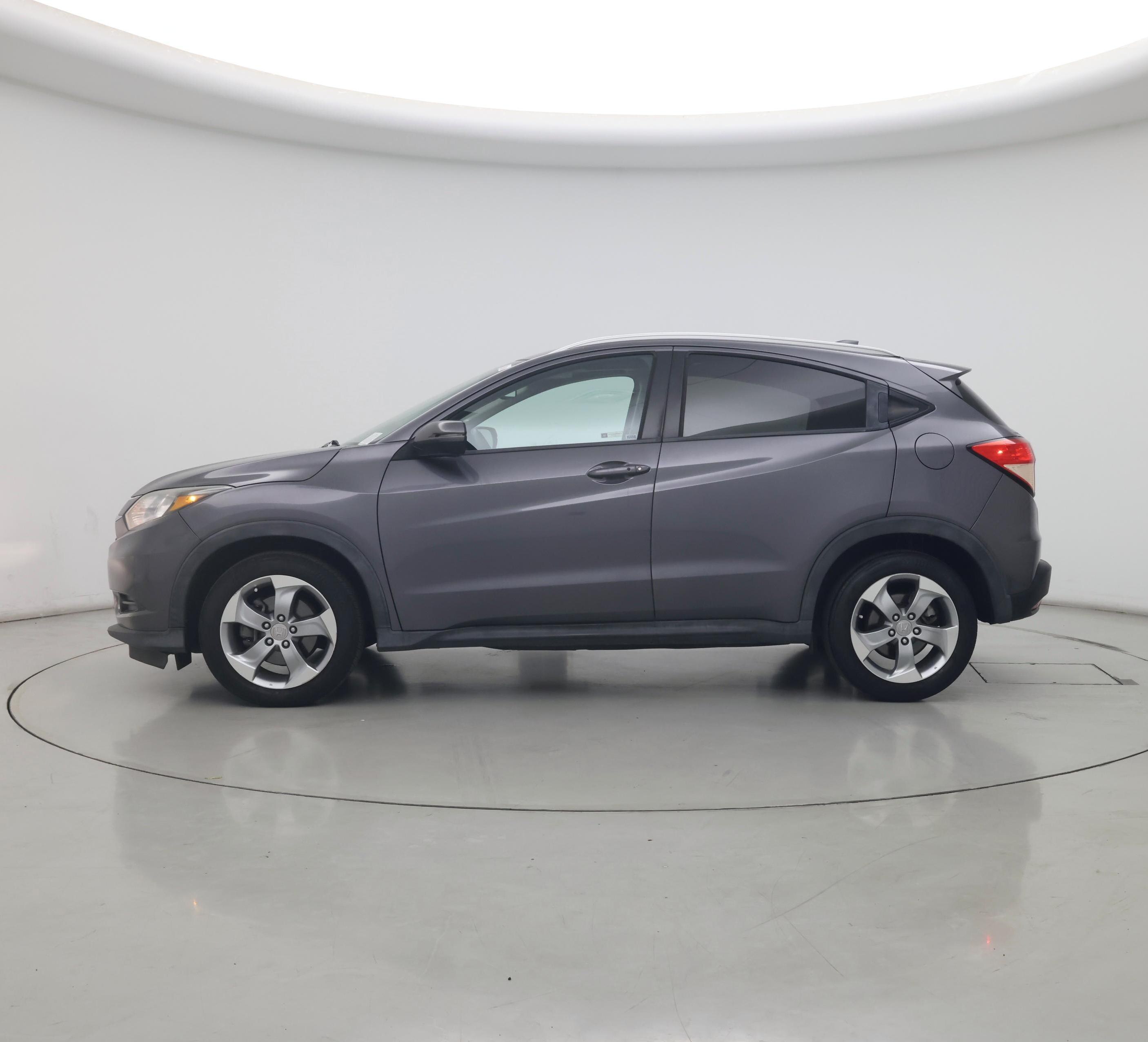 Thumbnail: 2017 Honda HR-V - 3