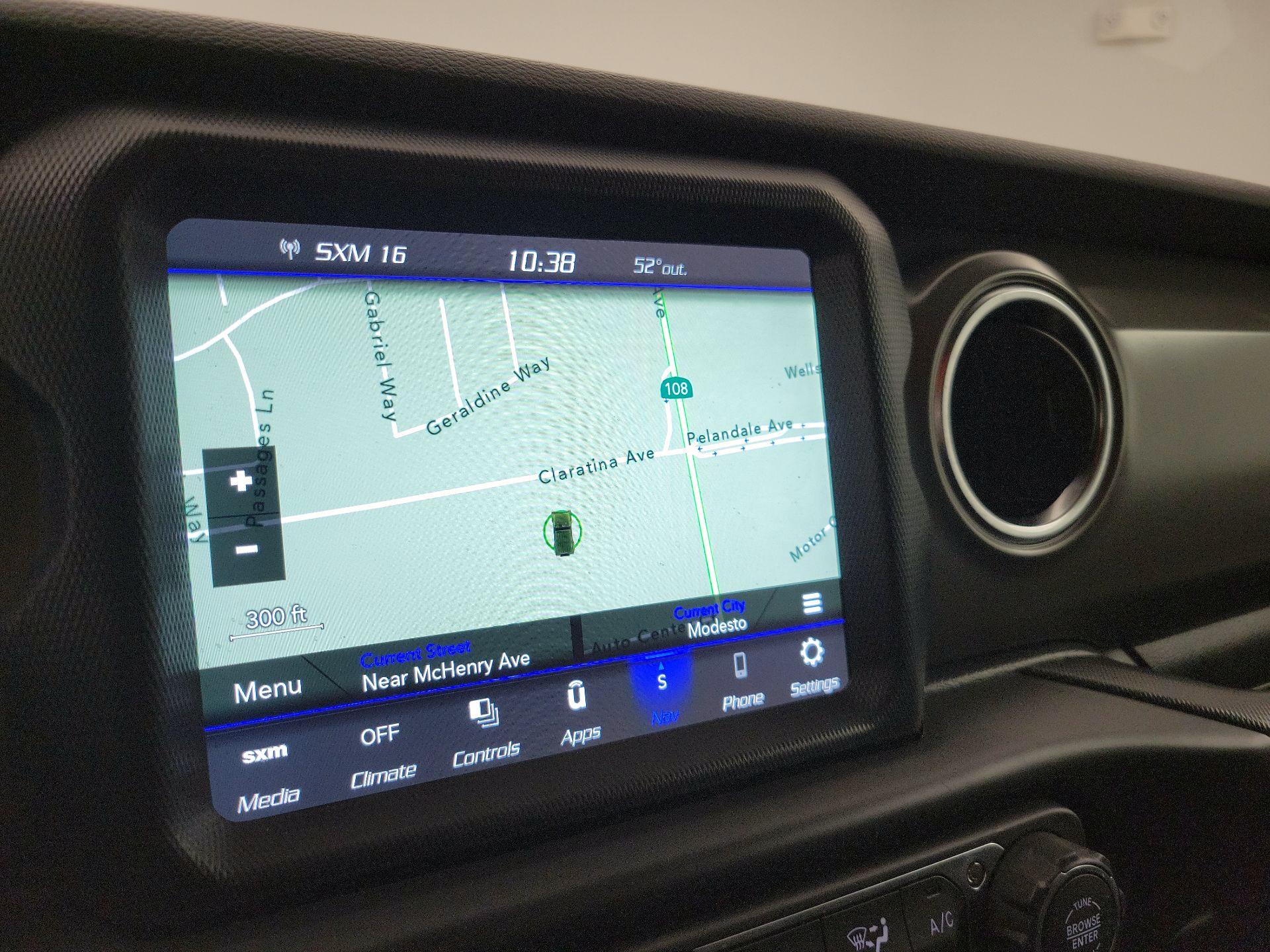 Thumbnail: 2022 Jeep Wrangler - 14