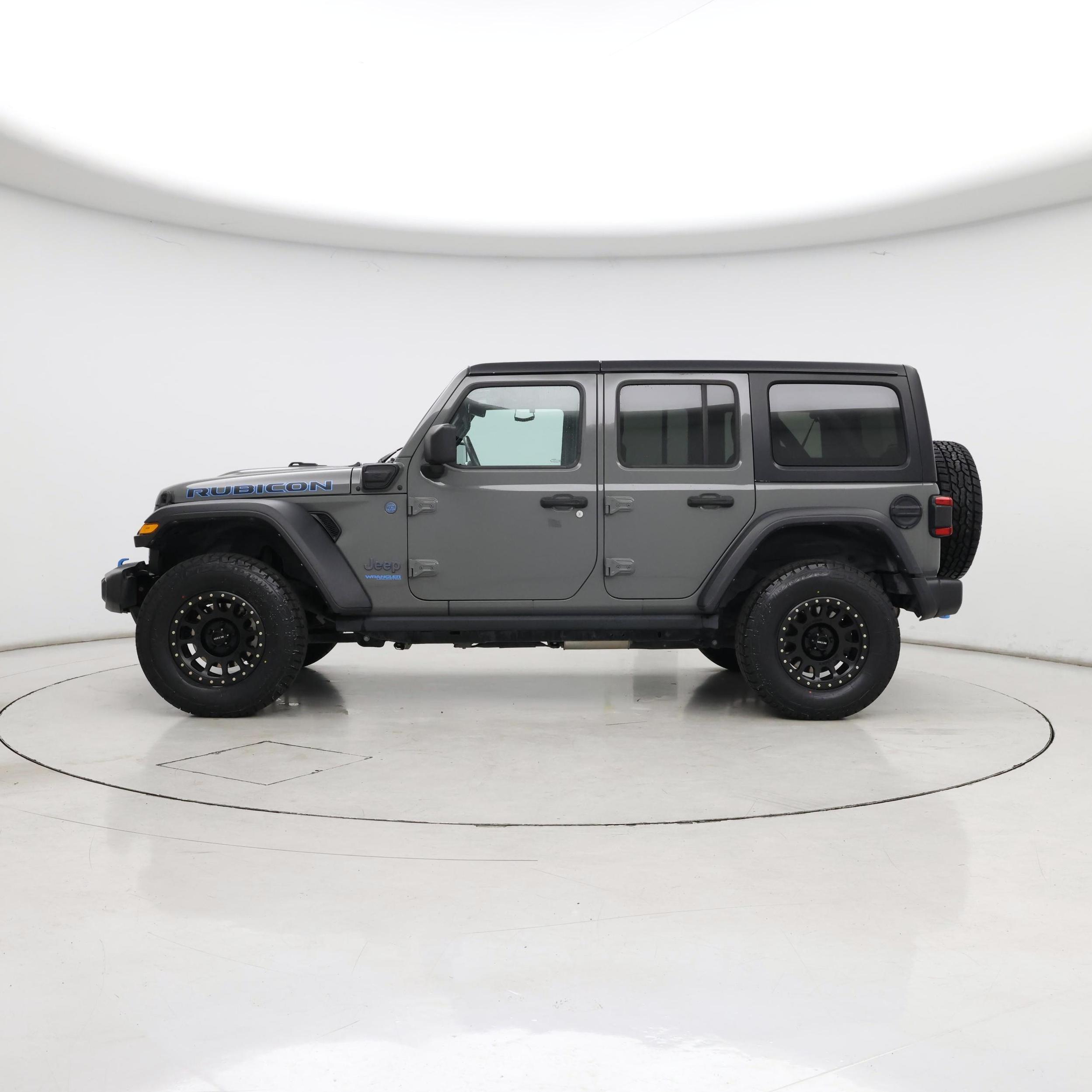 Thumbnail: 2022 Jeep Wrangler - 3