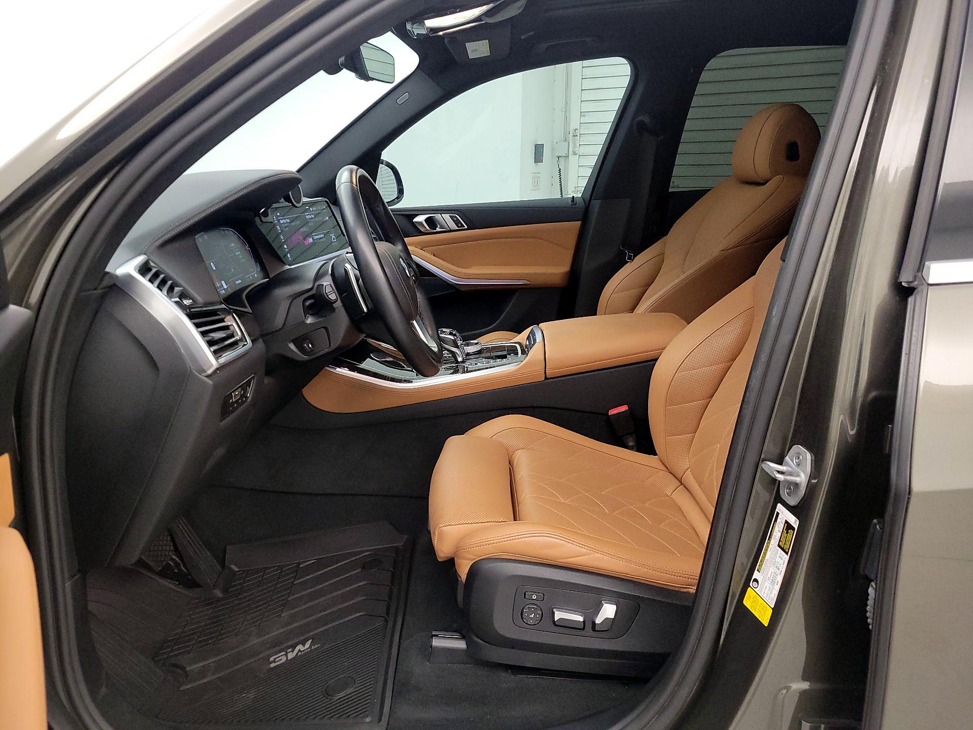 Thumbnail: 2023 BMW X5 - 11