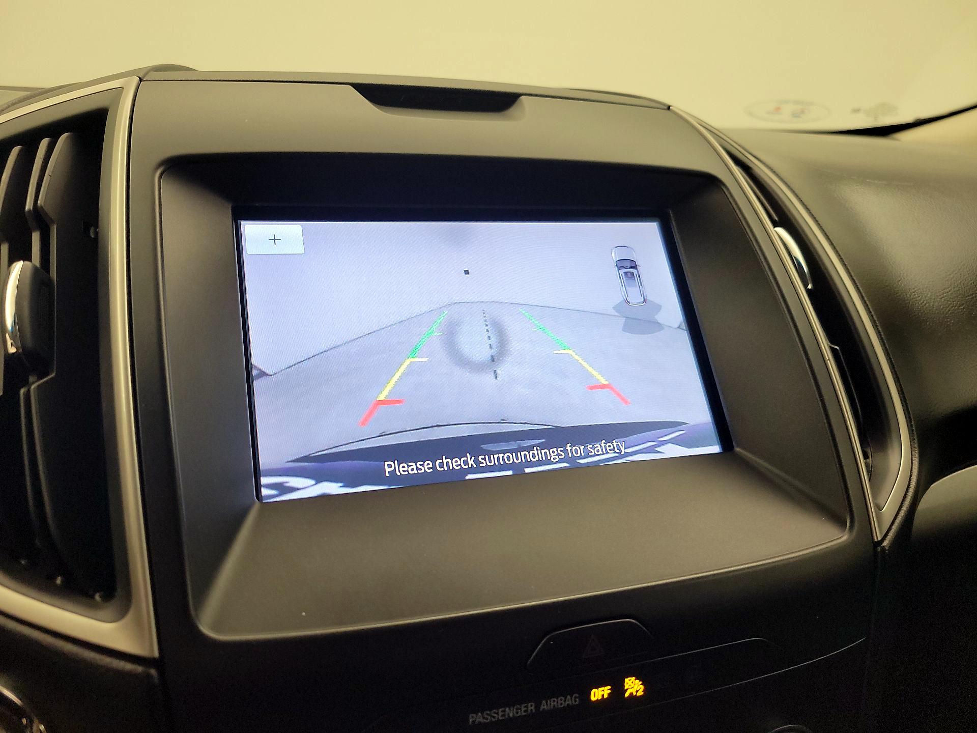 Thumbnail: 2020 Ford Edge - 14