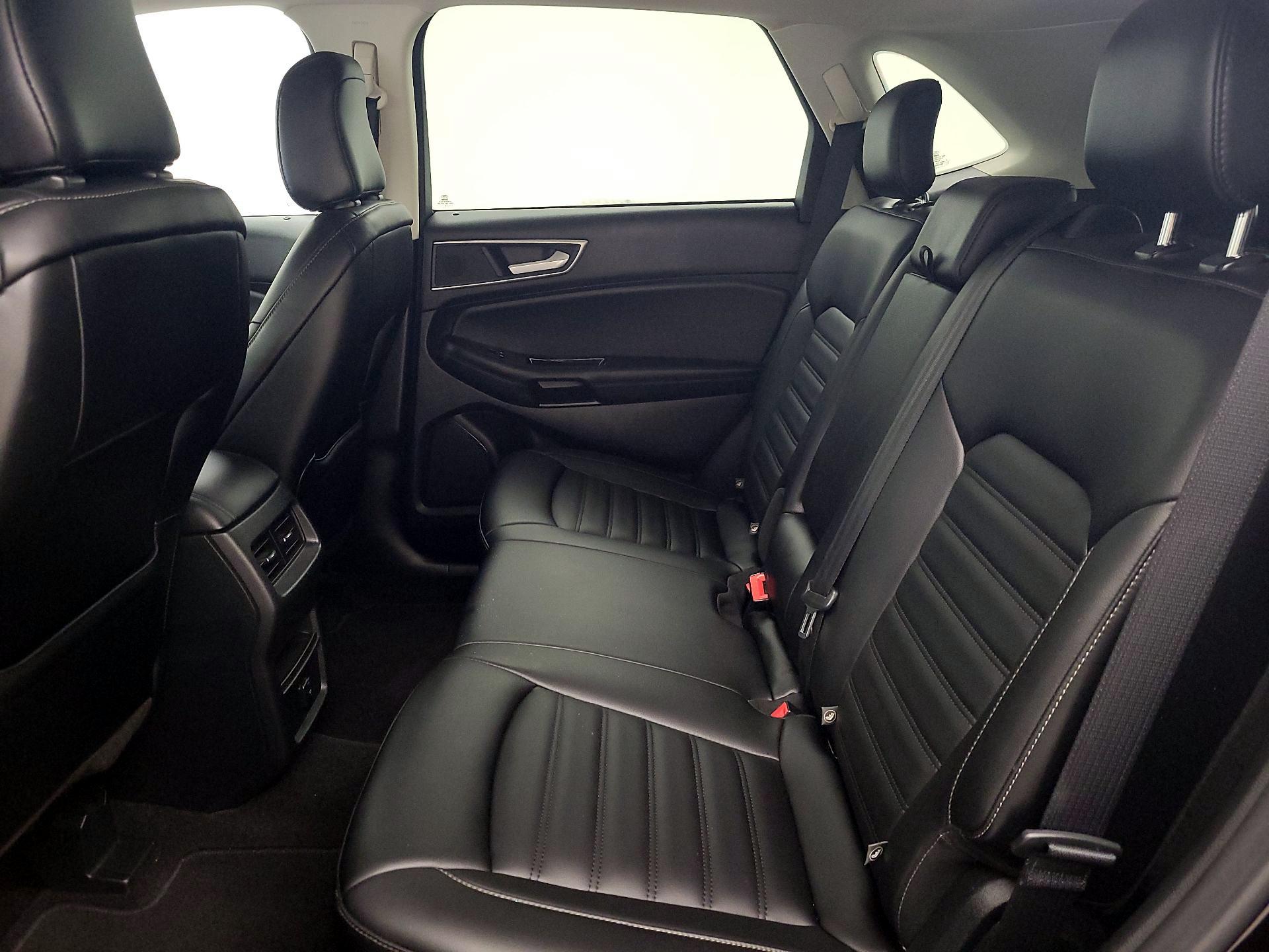 Thumbnail: 2020 Ford Edge - 19